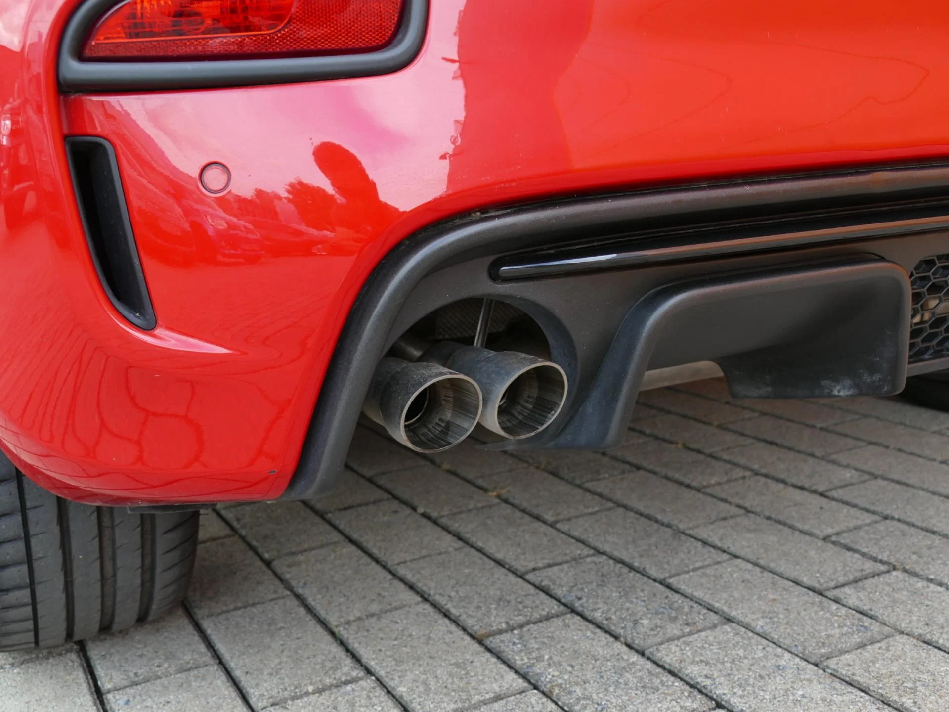 ABARTH 500 - Miniature 26 sur 32 - Cliquer pour voir cette photo