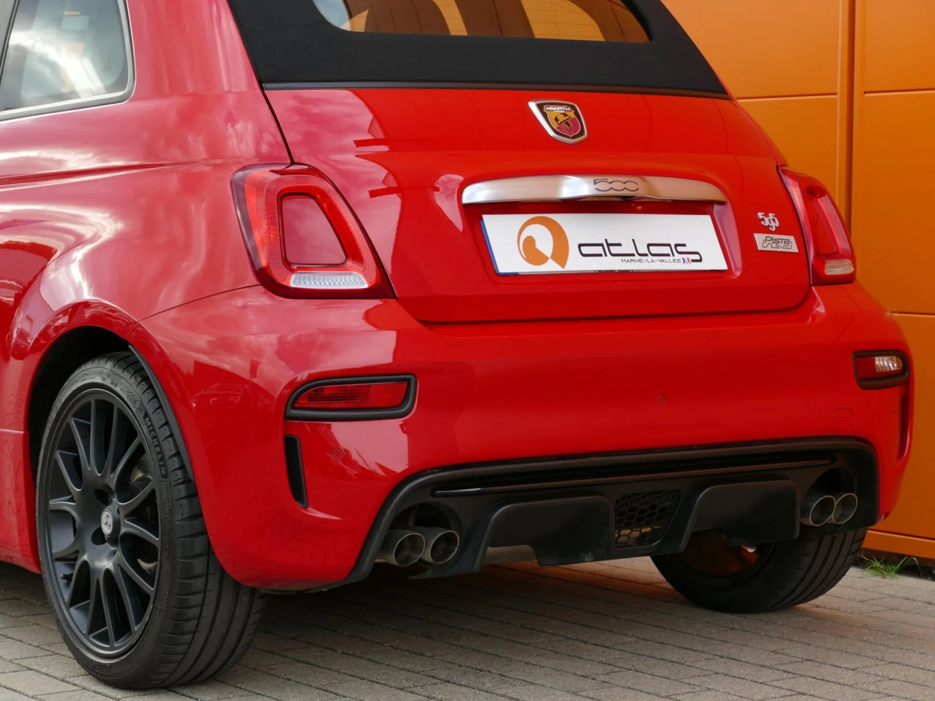 ABARTH 500 - Miniature 29 sur 32 - Cliquer pour voir cette photo