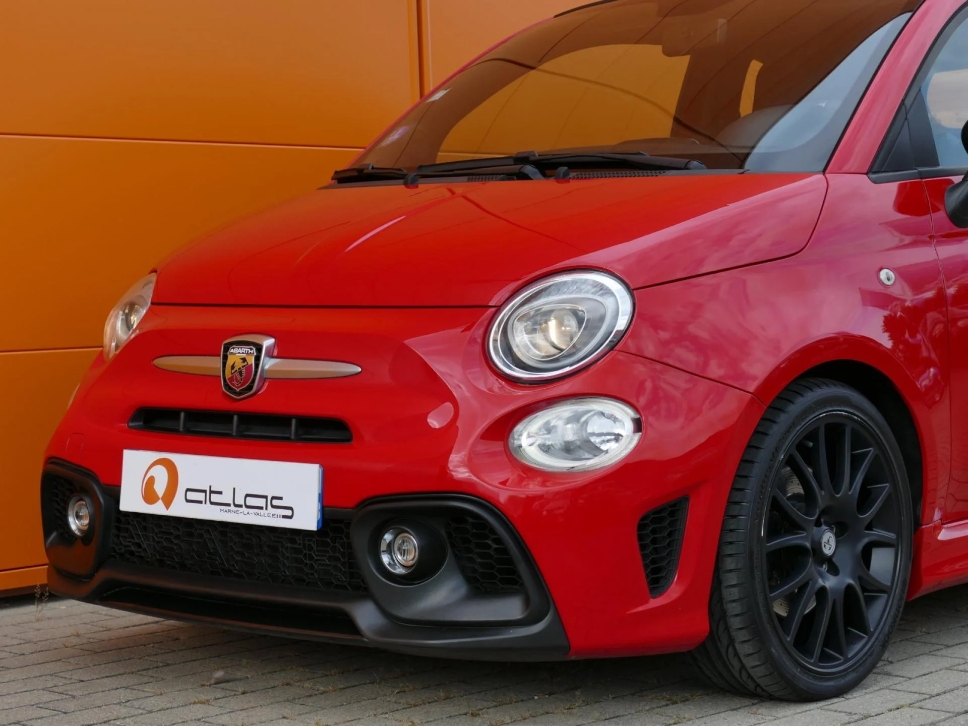 ABARTH 500 - Miniature 27 sur 32 - Cliquer pour voir cette photo
