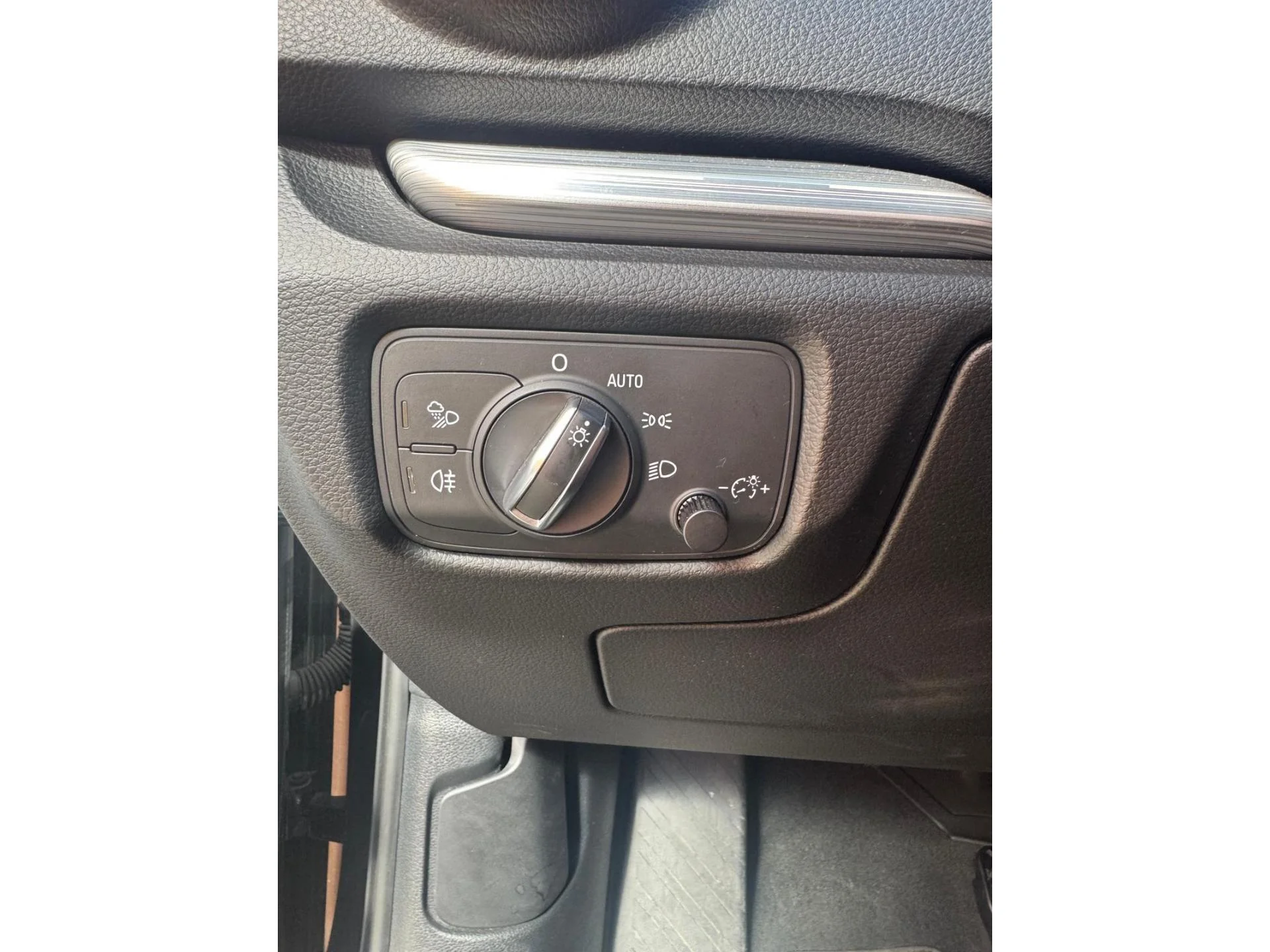 AUDI A3 SPORTBACK - Miniature 25 sur 32 - Cliquer pour voir cette photo