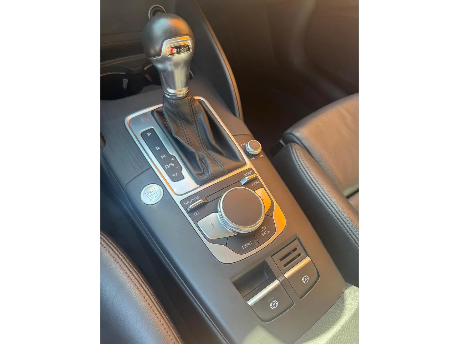 AUDI A3 SPORTBACK - Miniature 19 sur 32 - Cliquer pour voir cette photo