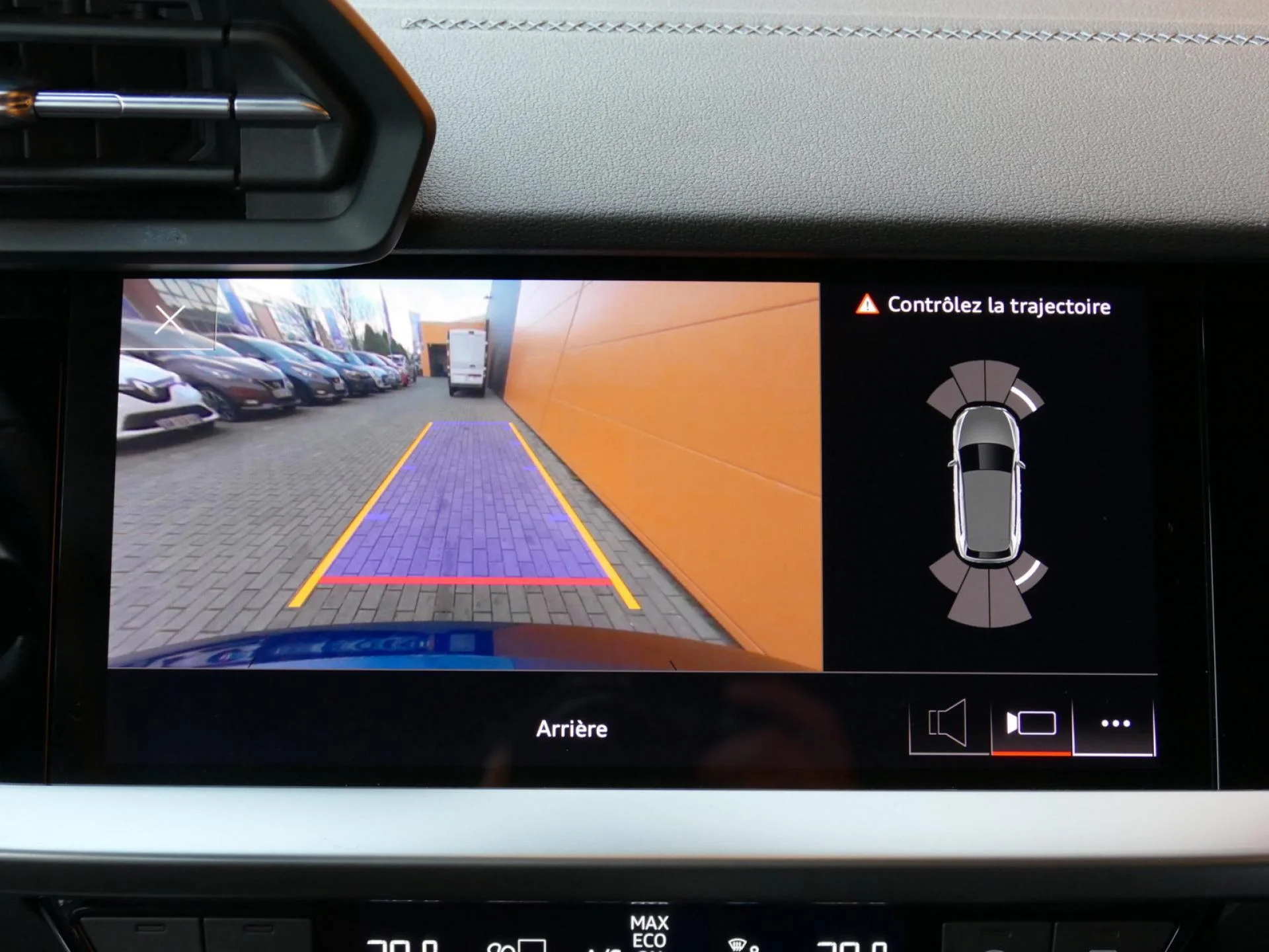 AUDI A3 SPORTBACK - Miniature 11 sur 34 - Cliquer pour voir cette photo