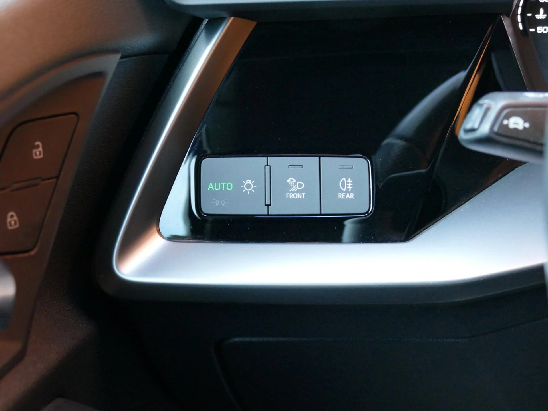 AUDI A3 SPORTBACK - Miniature 20 sur 34 - Cliquer pour voir cette photo
