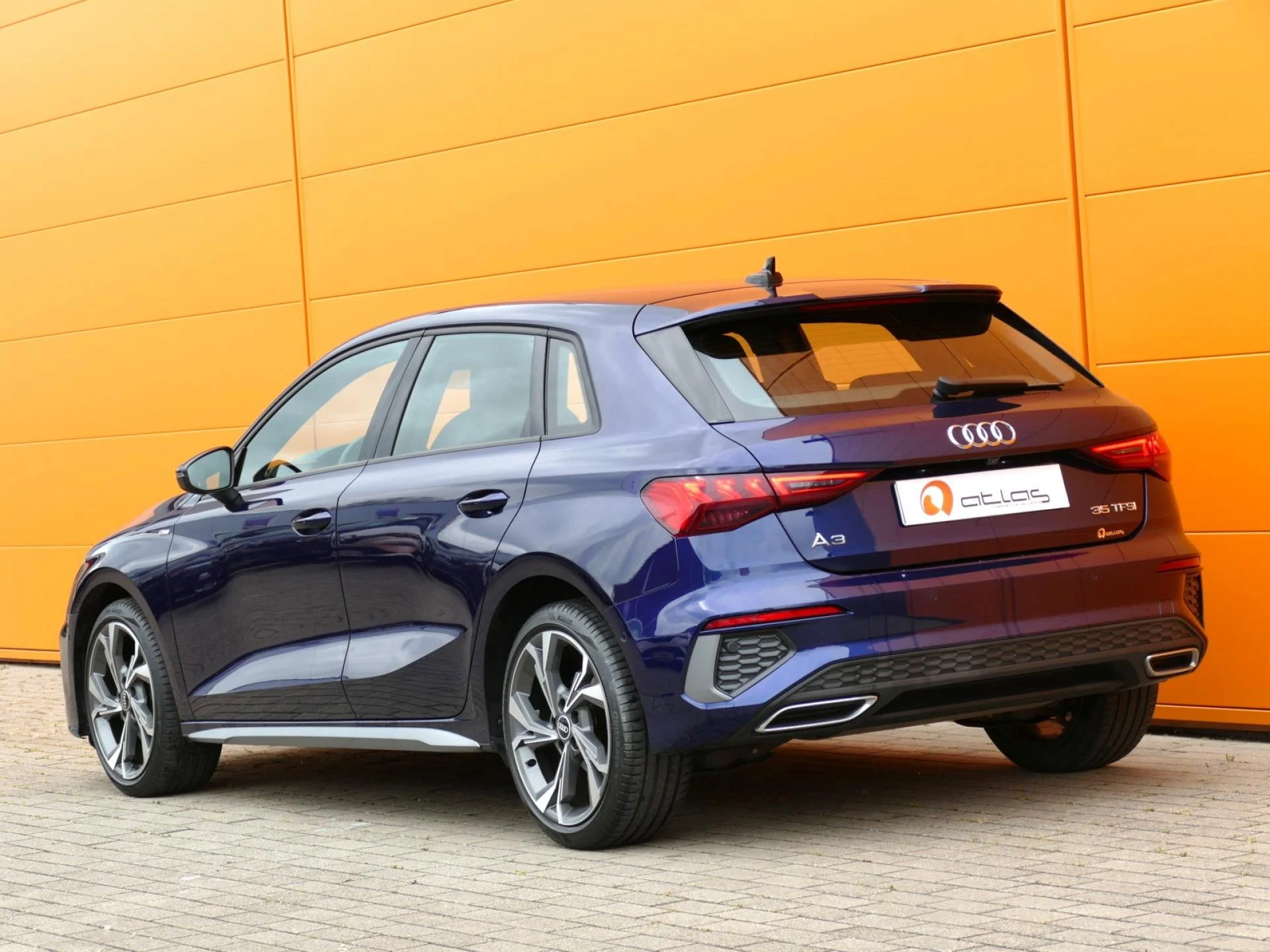 AUDI A3 SPORTBACK - Miniature 4 sur 34 - Cliquer pour voir cette photo