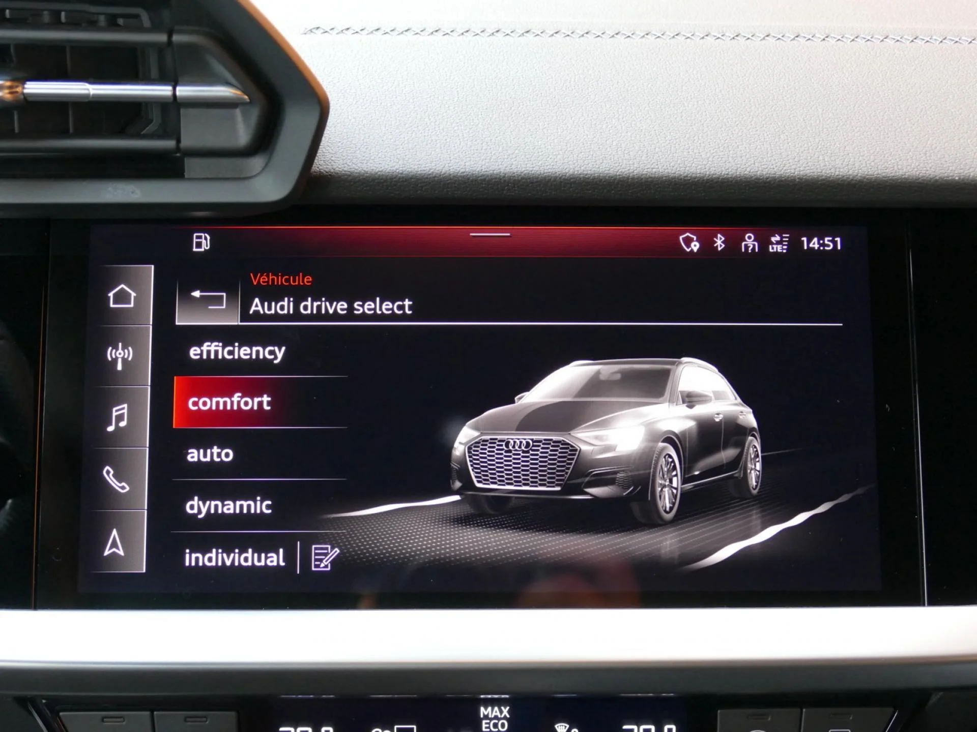AUDI A3 SPORTBACK - Miniature 13 sur 34 - Cliquer pour voir cette photo