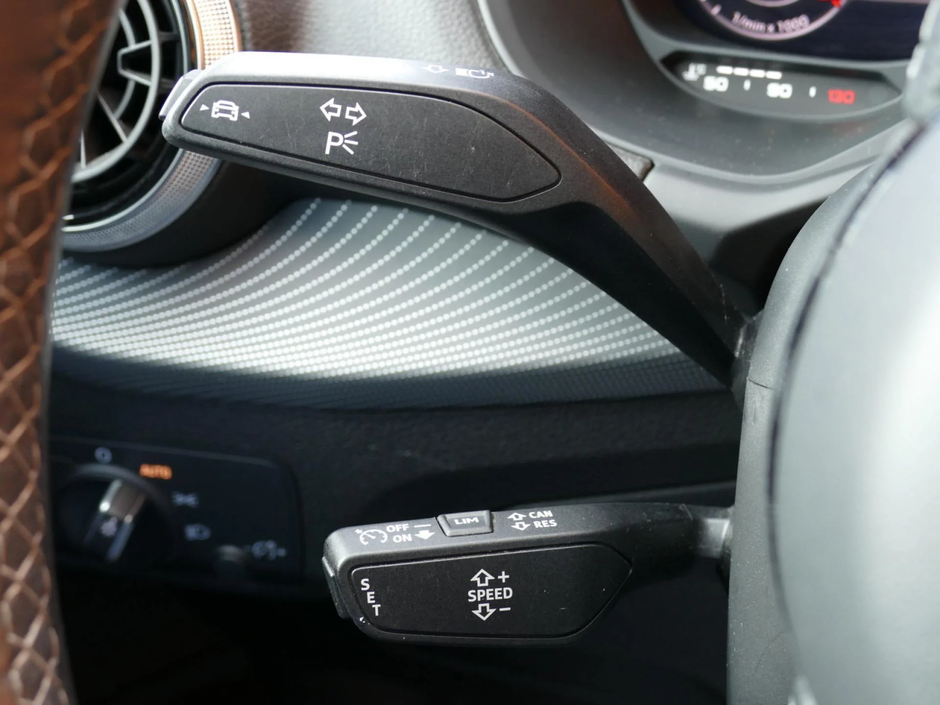 AUDI Q2 - Miniature 26 sur 34 - Cliquer pour voir cette photo