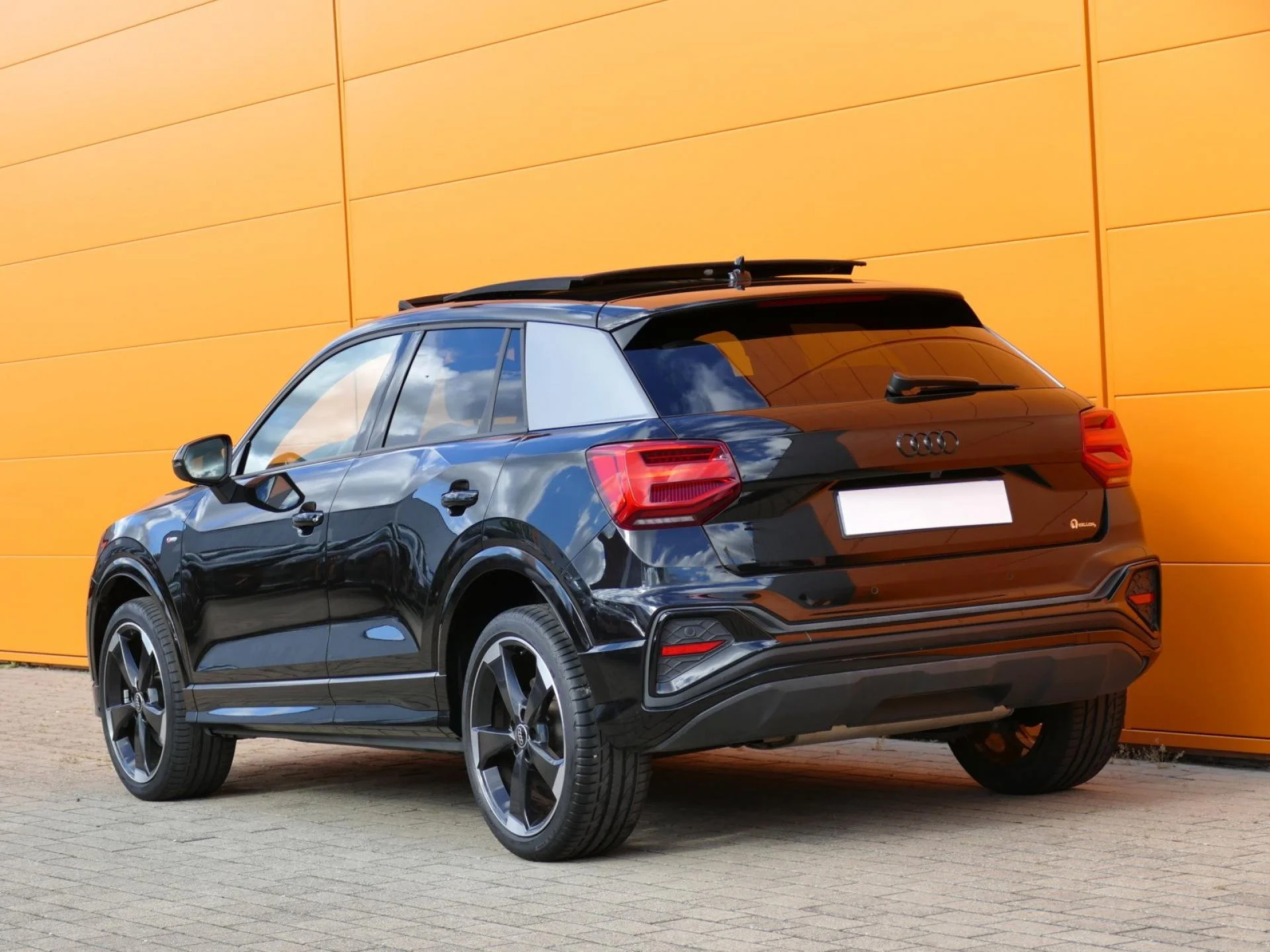 AUDI Q2 - Miniature 5 sur 34 - Cliquer pour voir cette photo