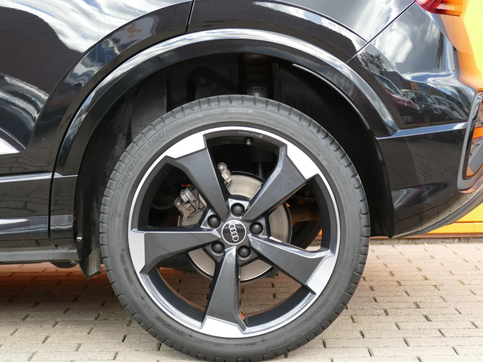 AUDI Q2 - Miniature 34 sur 34 - Cliquer pour voir cette photo