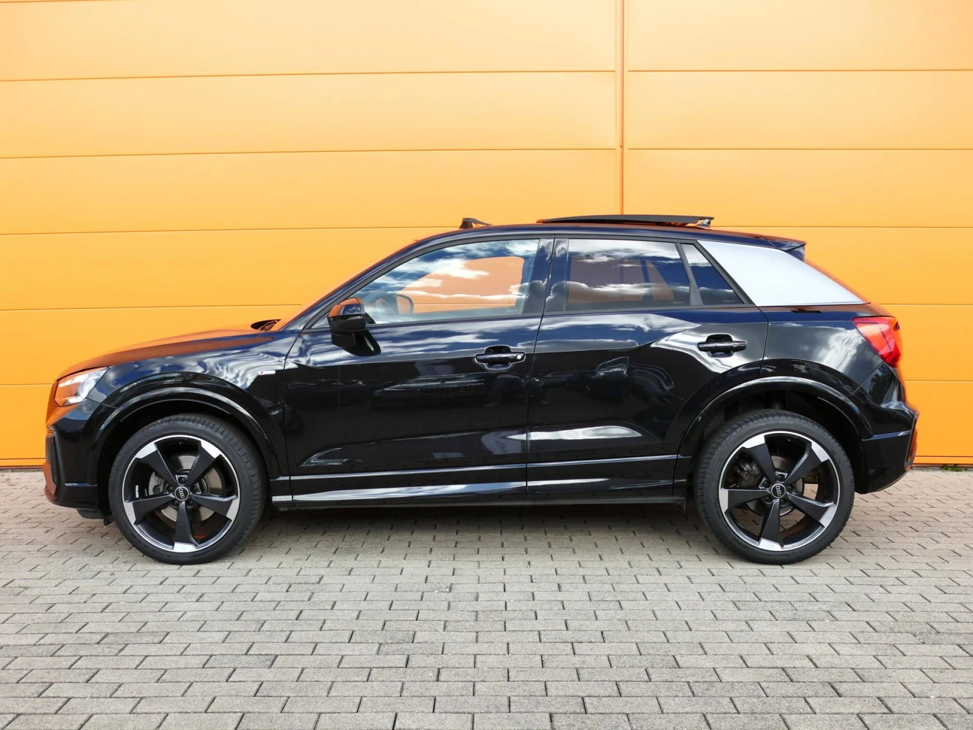 AUDI Q2 - Miniature 4 sur 34 - Cliquer pour voir cette photo
