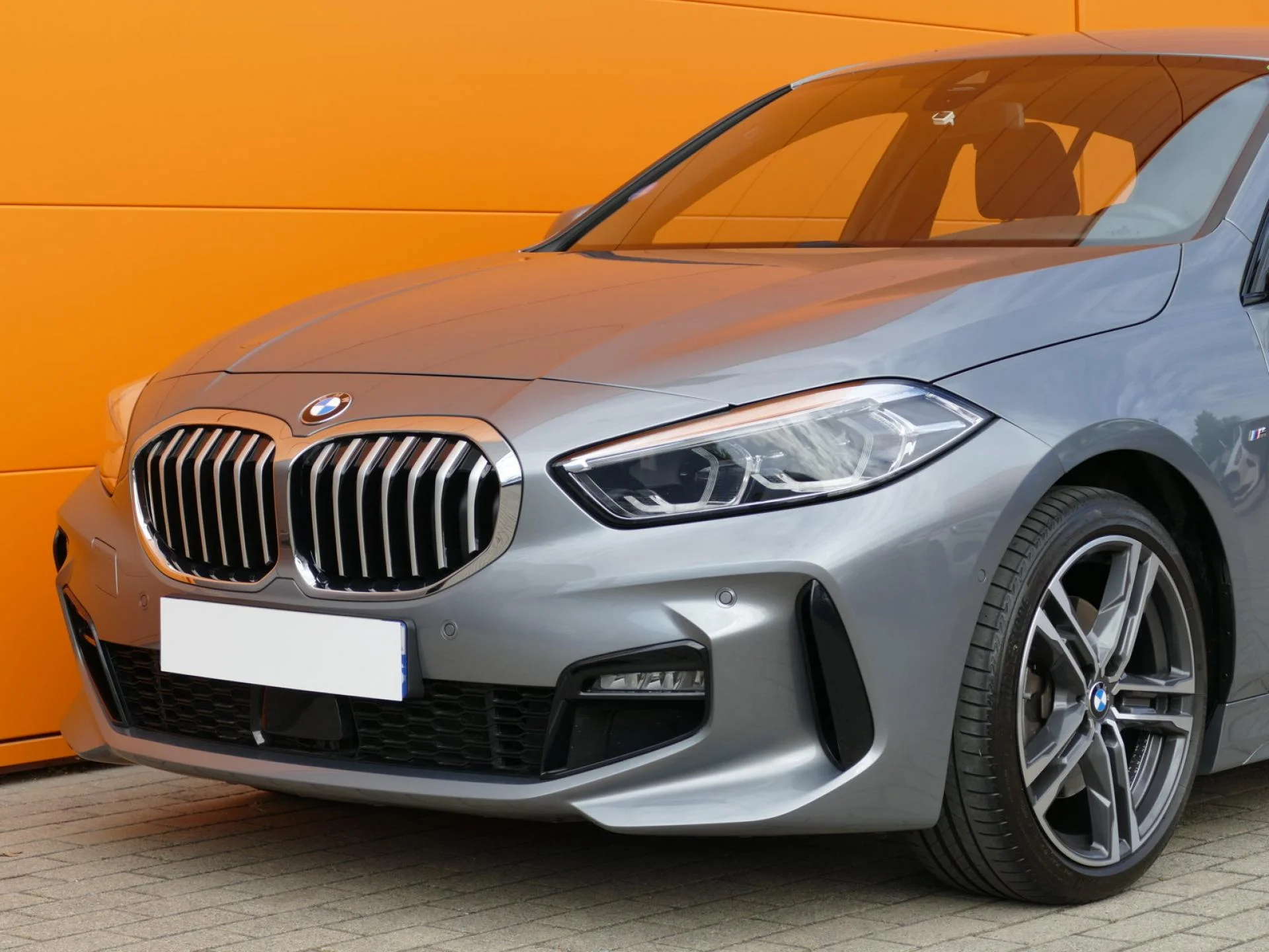 BMW SERIE 1 - Miniature 26 sur 31 - Cliquer pour voir cette photo