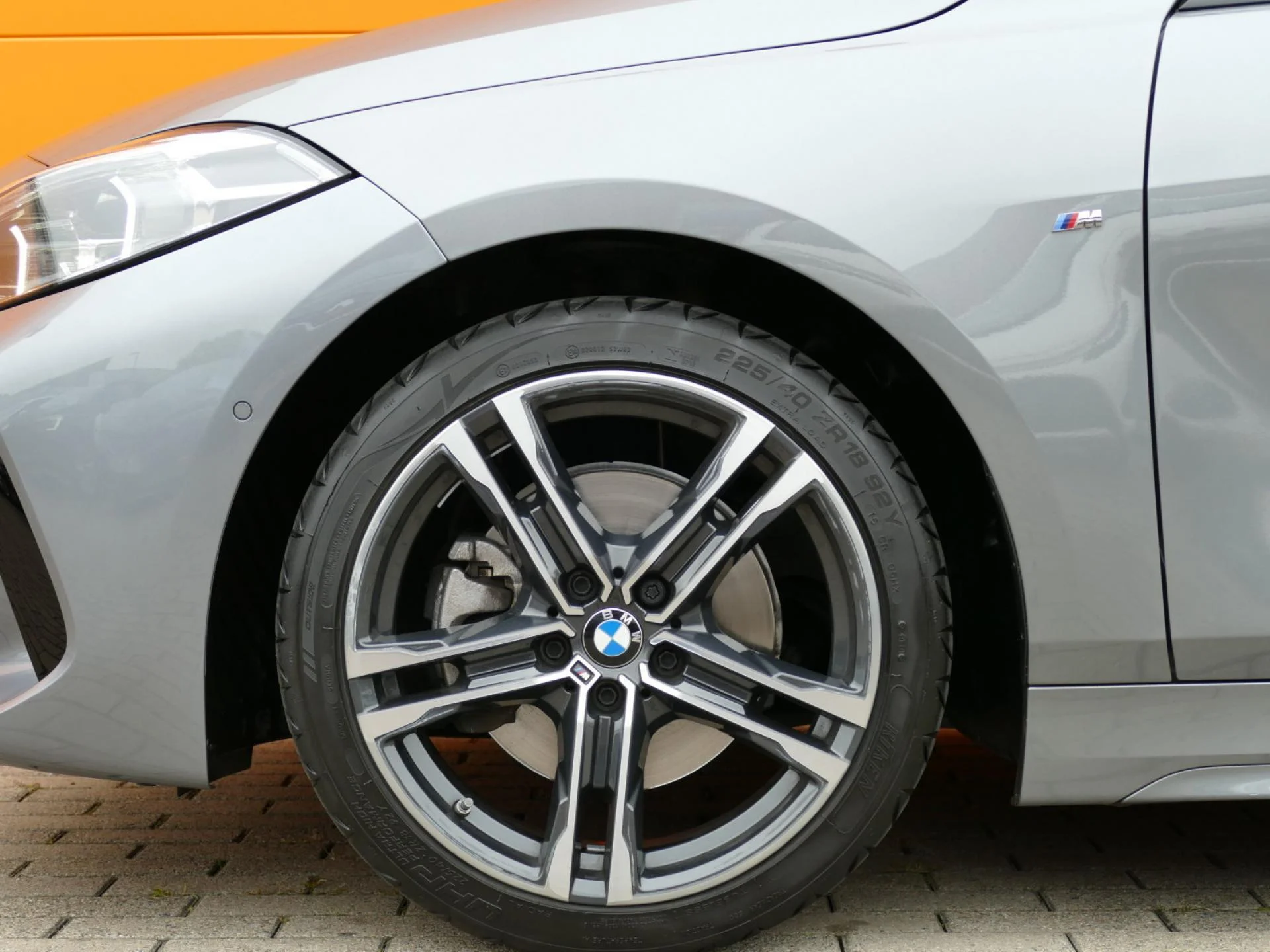 BMW SERIE 1 - Miniature 29 sur 30 - Cliquer pour voir cette photo