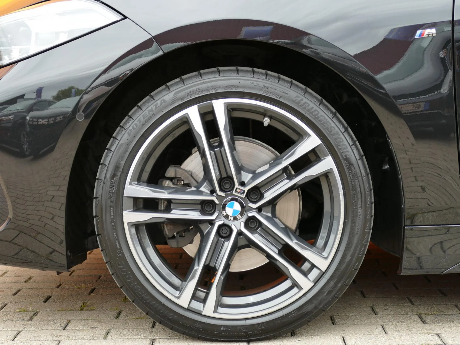 BMW SERIE 1 - Miniature 31 sur 32 - Cliquer pour voir cette photo