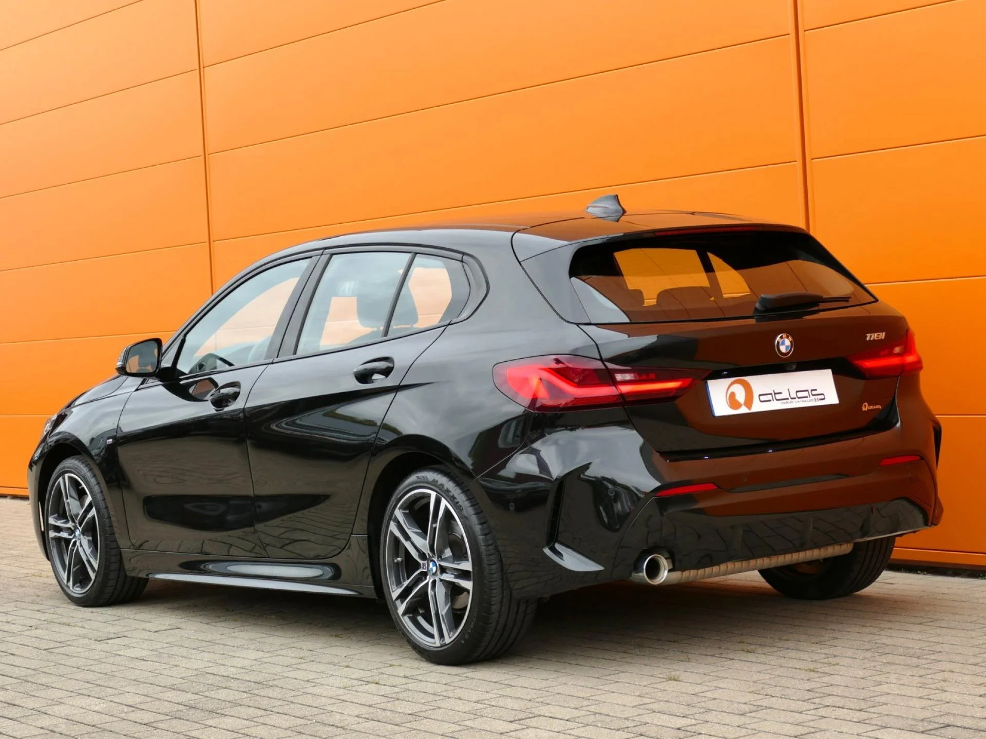 BMW SERIE 1 - Miniature 4 sur 32 - Cliquer pour voir cette photo