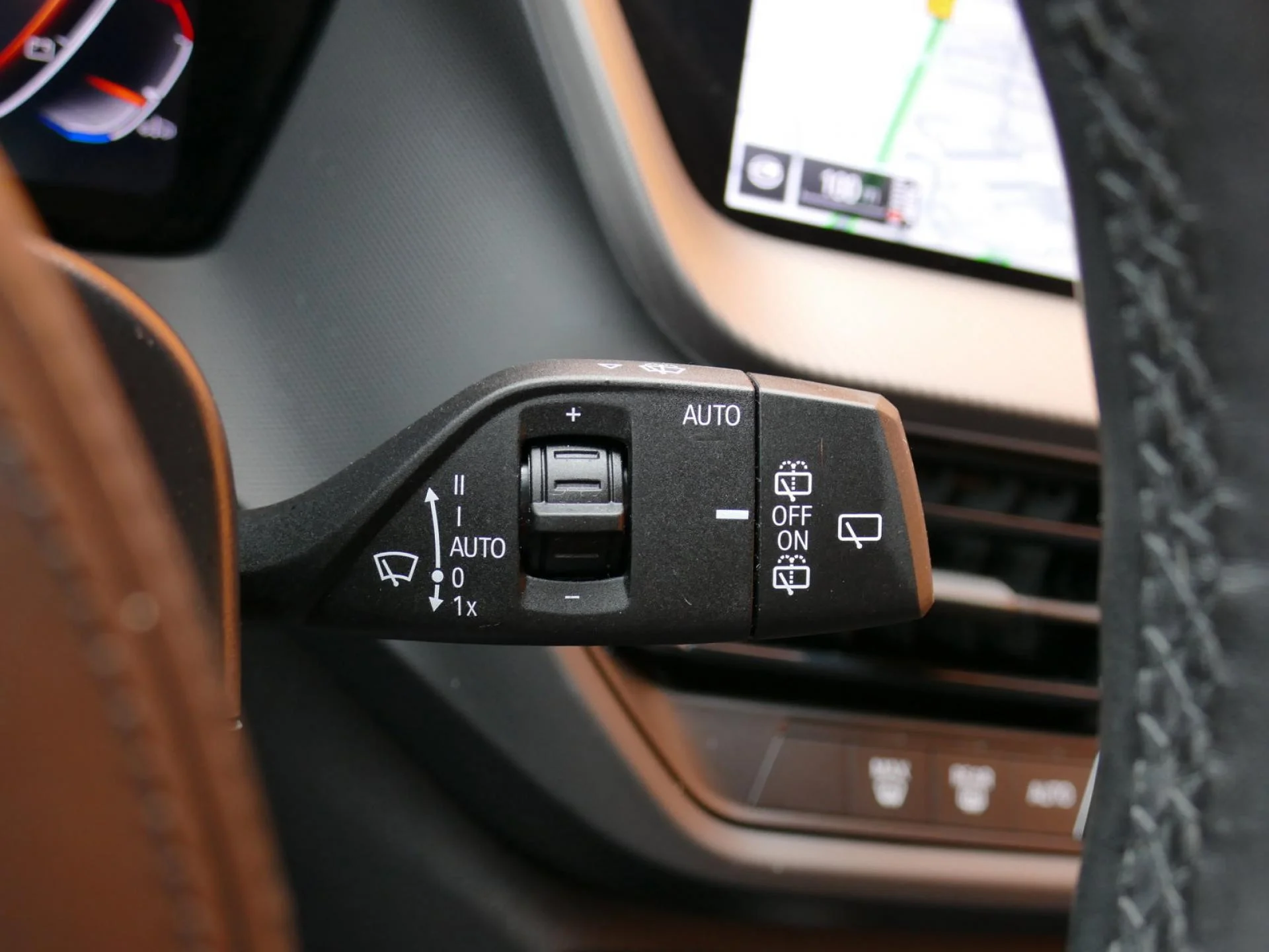 BMW SERIE 1 - Miniature 25 sur 32 - Cliquer pour voir cette photo