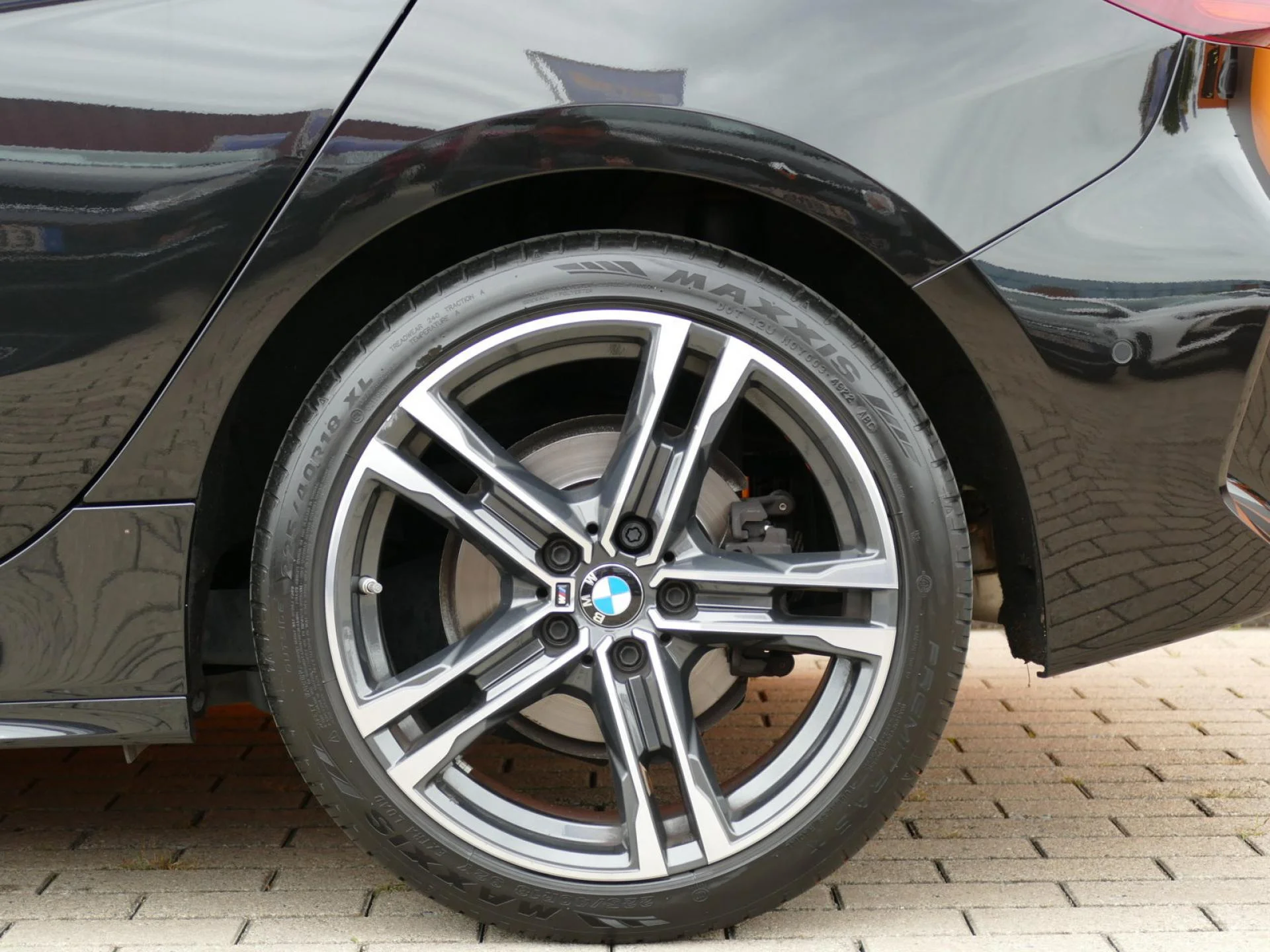 BMW SERIE 1 - Miniature 32 sur 32 - Cliquer pour voir cette photo