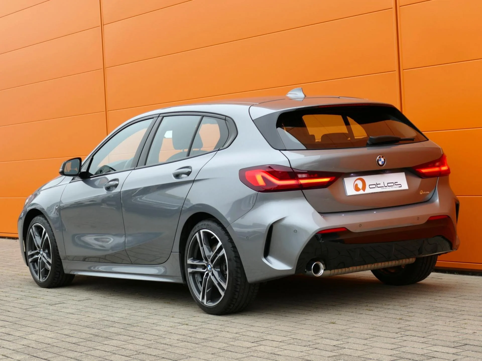 BMW SERIE 1 - Miniature 4 sur 14 - Cliquer pour voir cette photo