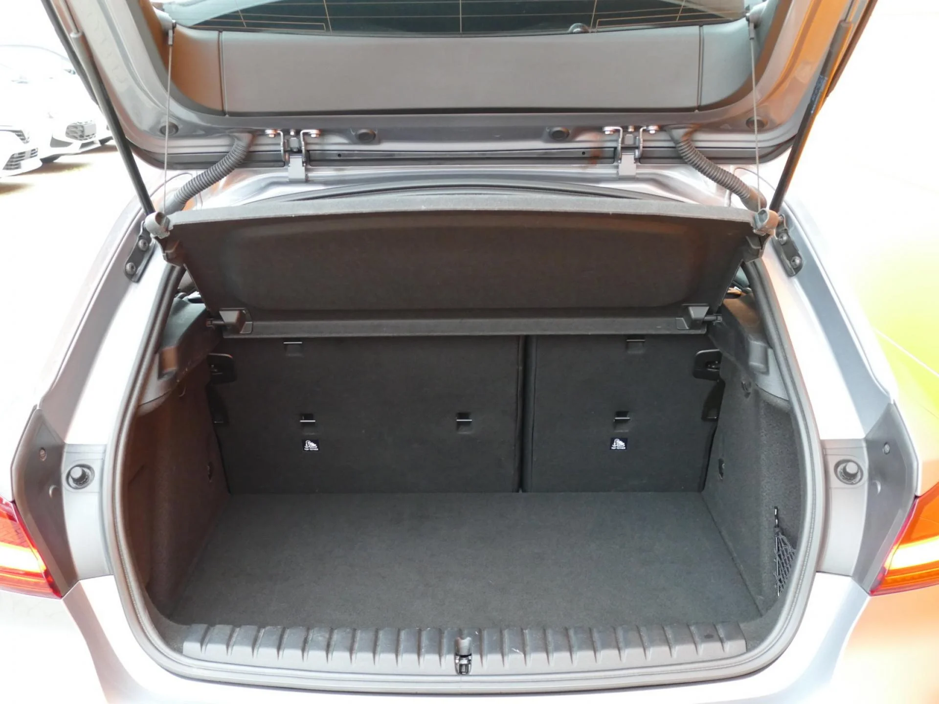 BMW SERIE 1 - Miniature 7 sur 14 - Cliquer pour voir cette photo