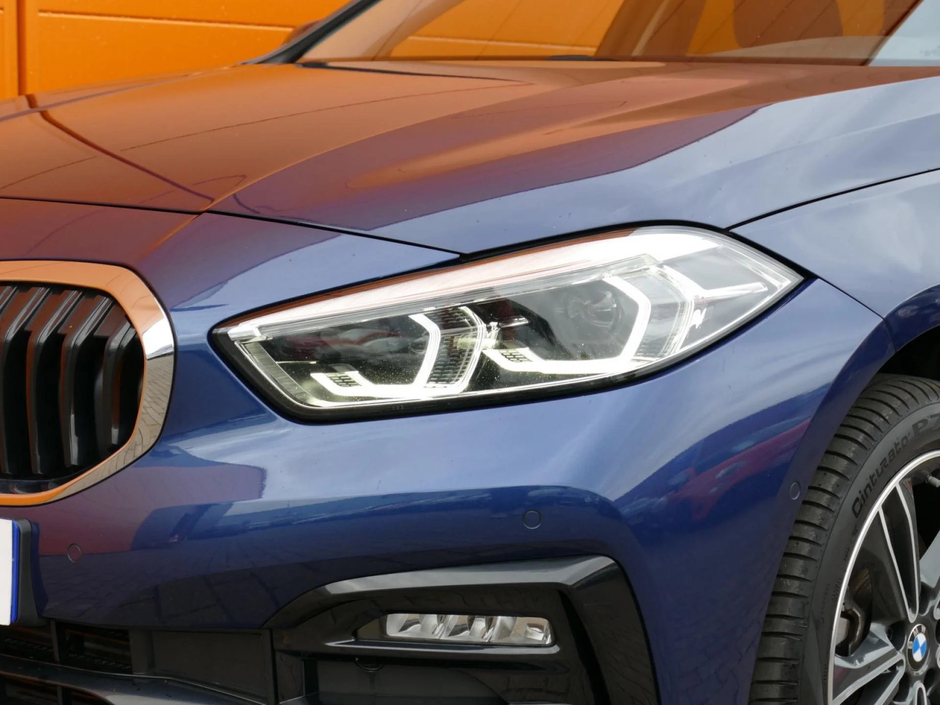 BMW SERIE 1 - Miniature 28 sur 31 - Cliquer pour voir cette photo