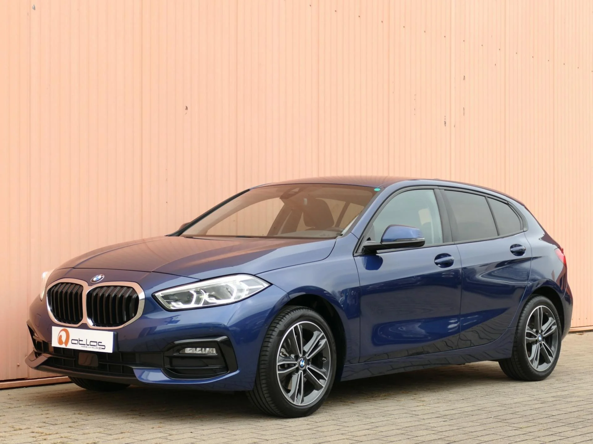 BMW SERIE 1 - Miniature 26 sur 31 - Cliquer pour voir cette photo