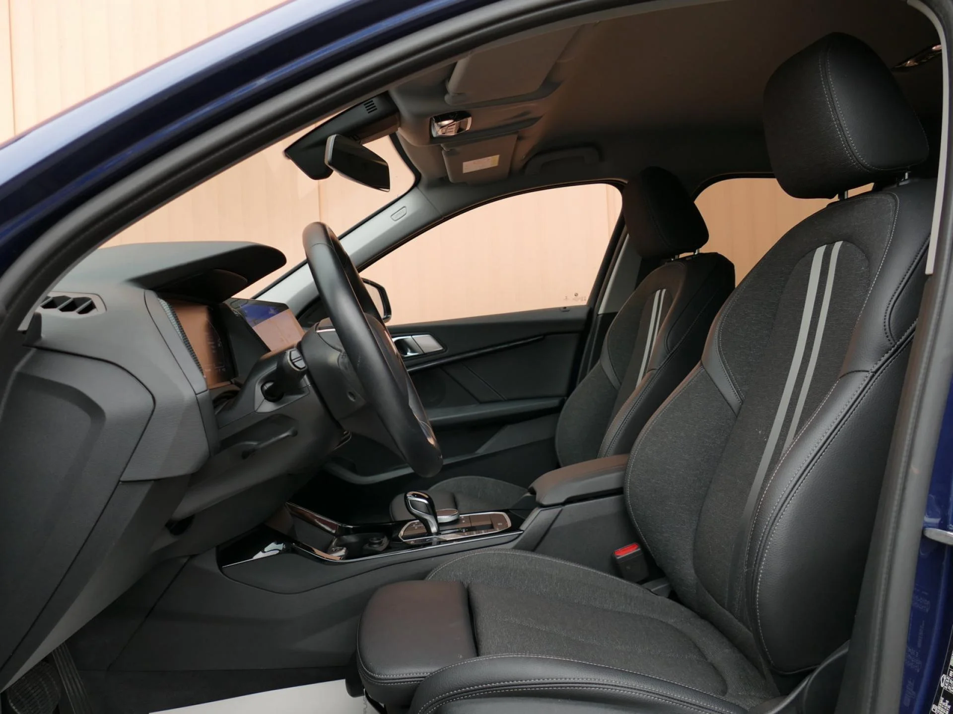 BMW SERIE 1 - Miniature 29 sur 31 - Cliquer pour voir cette photo