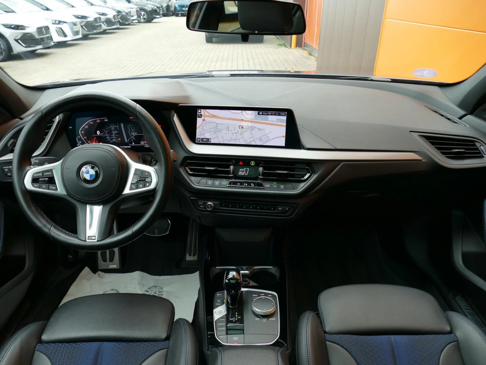 BMW SERIE 1 - Miniature 5 sur 31 - Cliquer pour voir cette photo