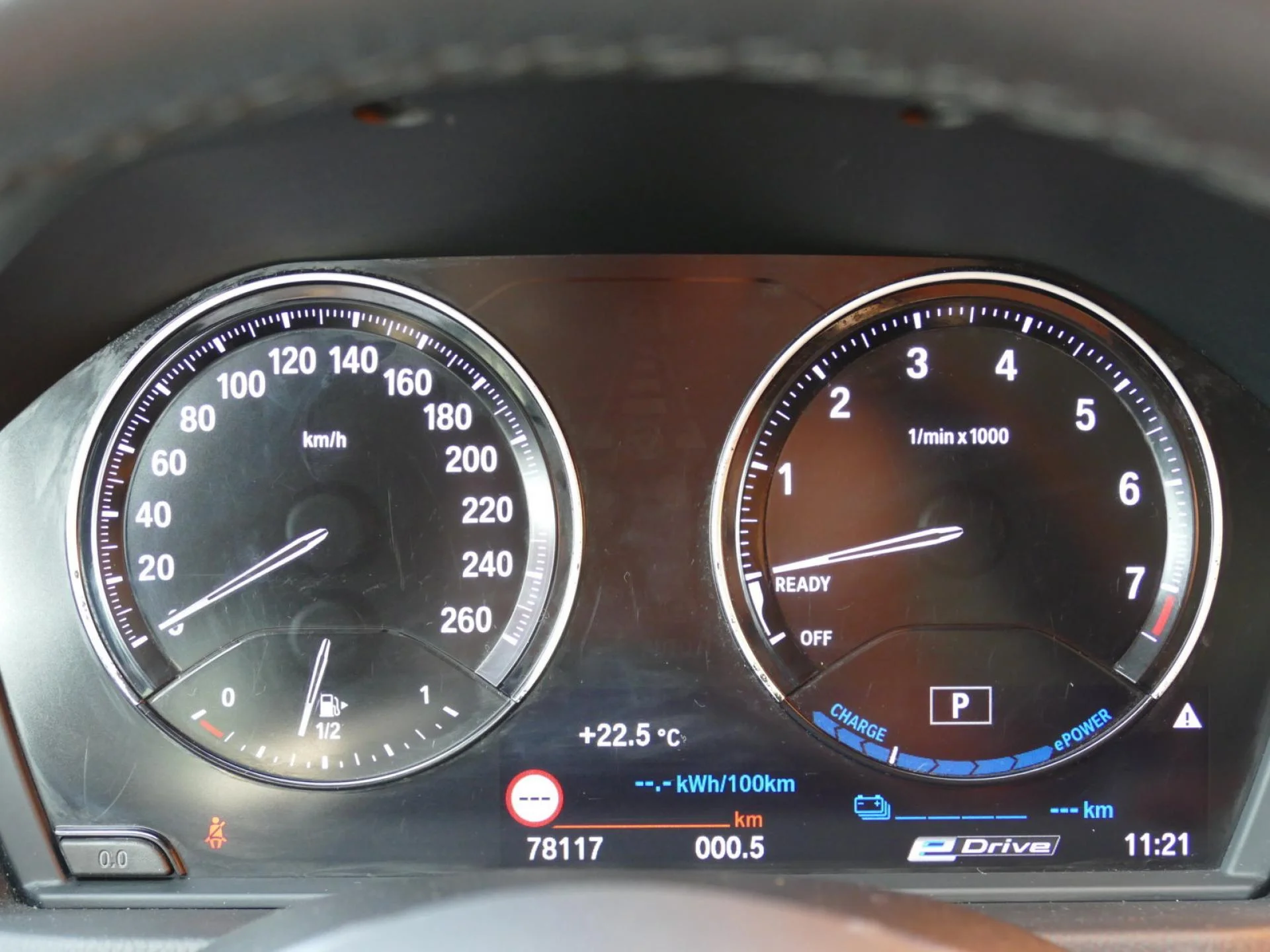 BMW X1 - Miniature 9 sur 35 - Cliquer pour voir cette photo