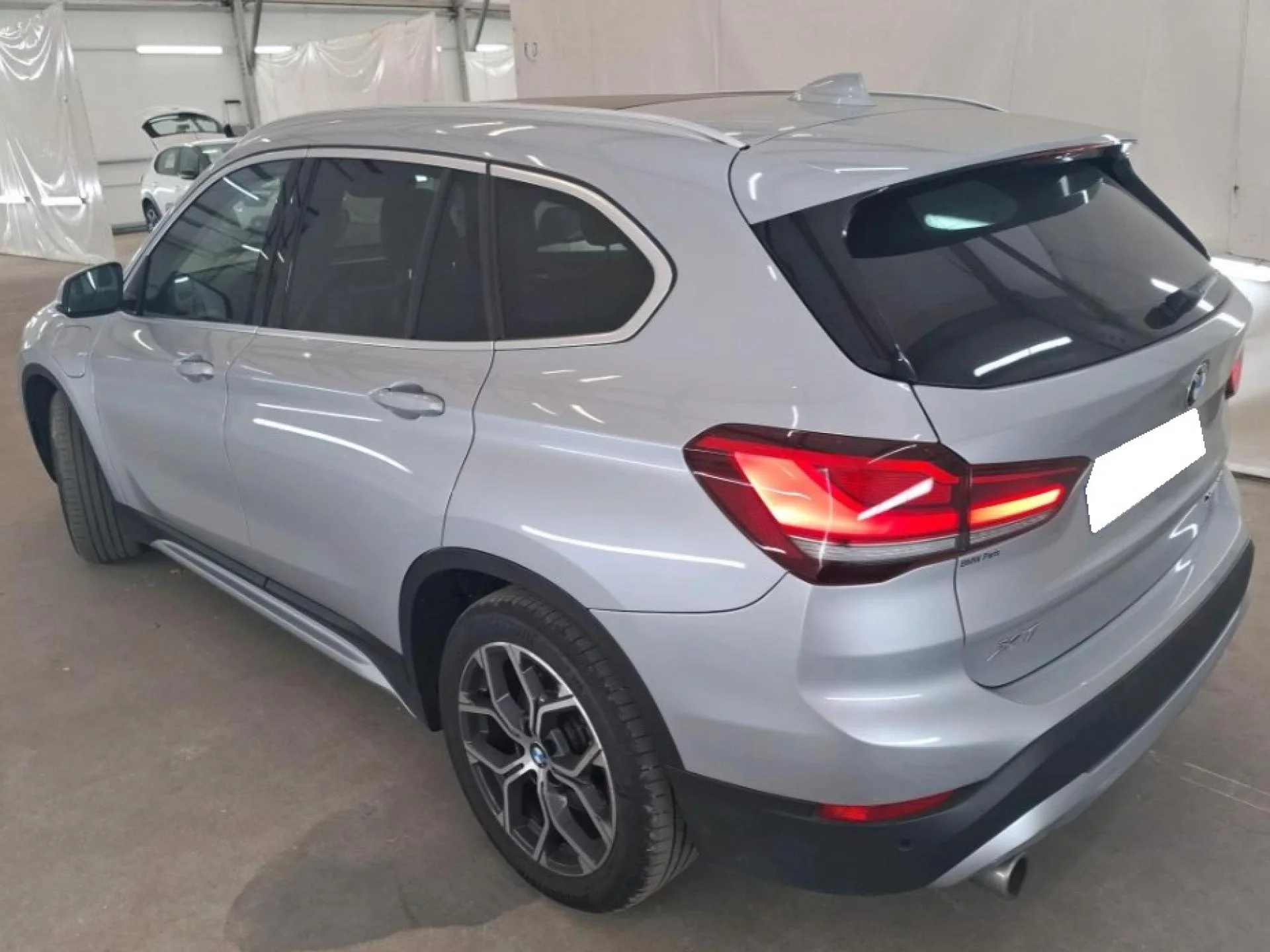 BMW X1 - Miniature 3 sur 5 - Cliquer pour voir cette photo