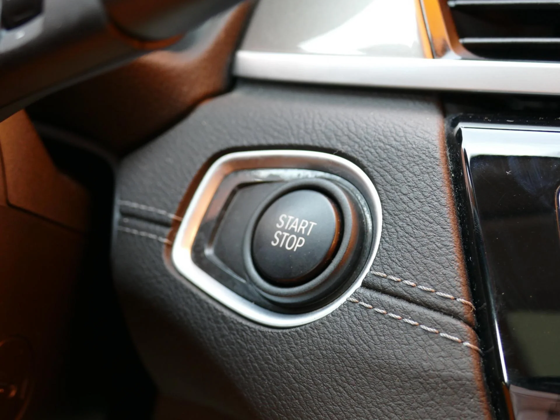 BMW X1 - Miniature 17 sur 35 - Cliquer pour voir cette photo