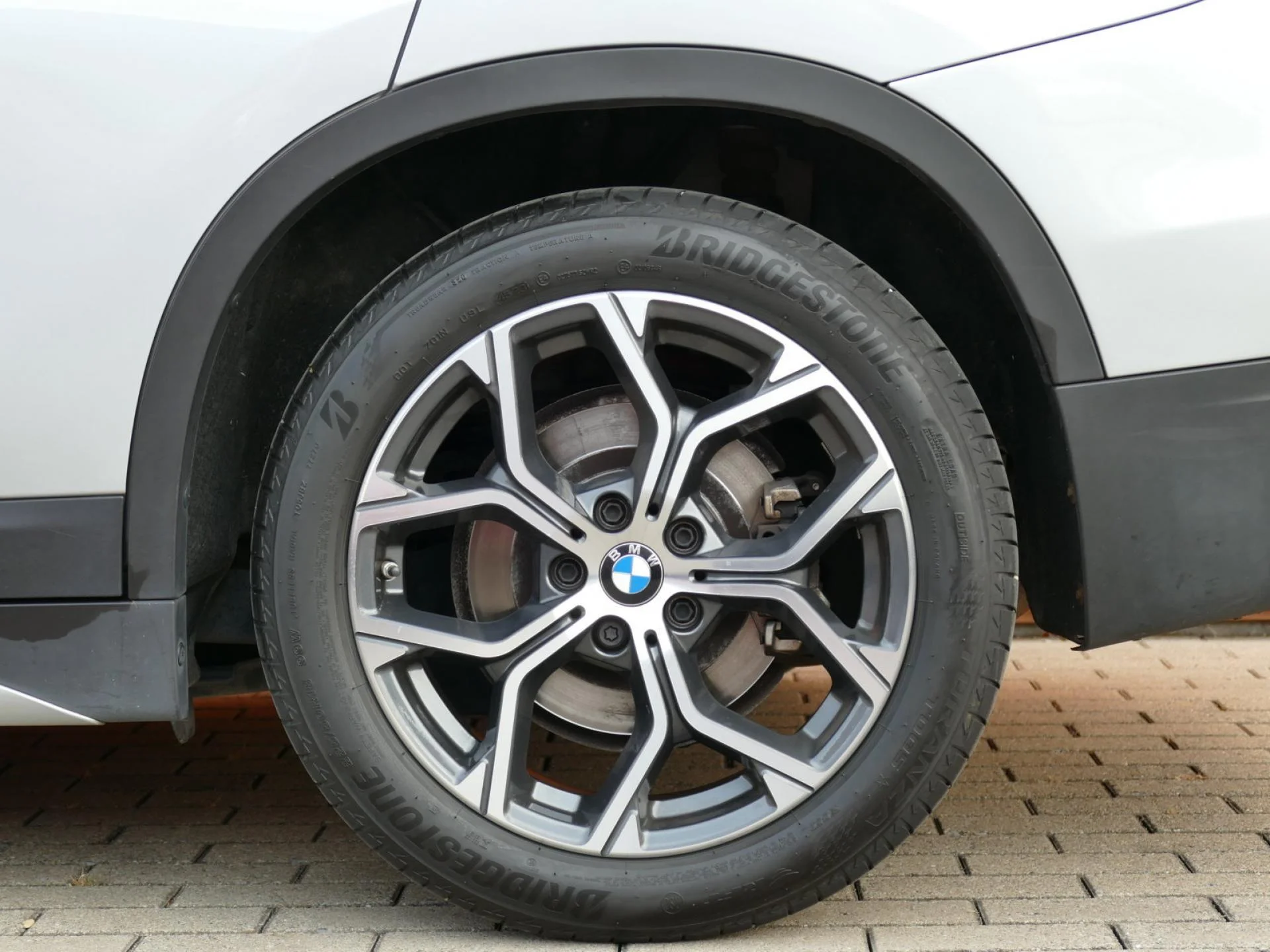 BMW X1 - Miniature 30 sur 35 - Cliquer pour voir cette photo
