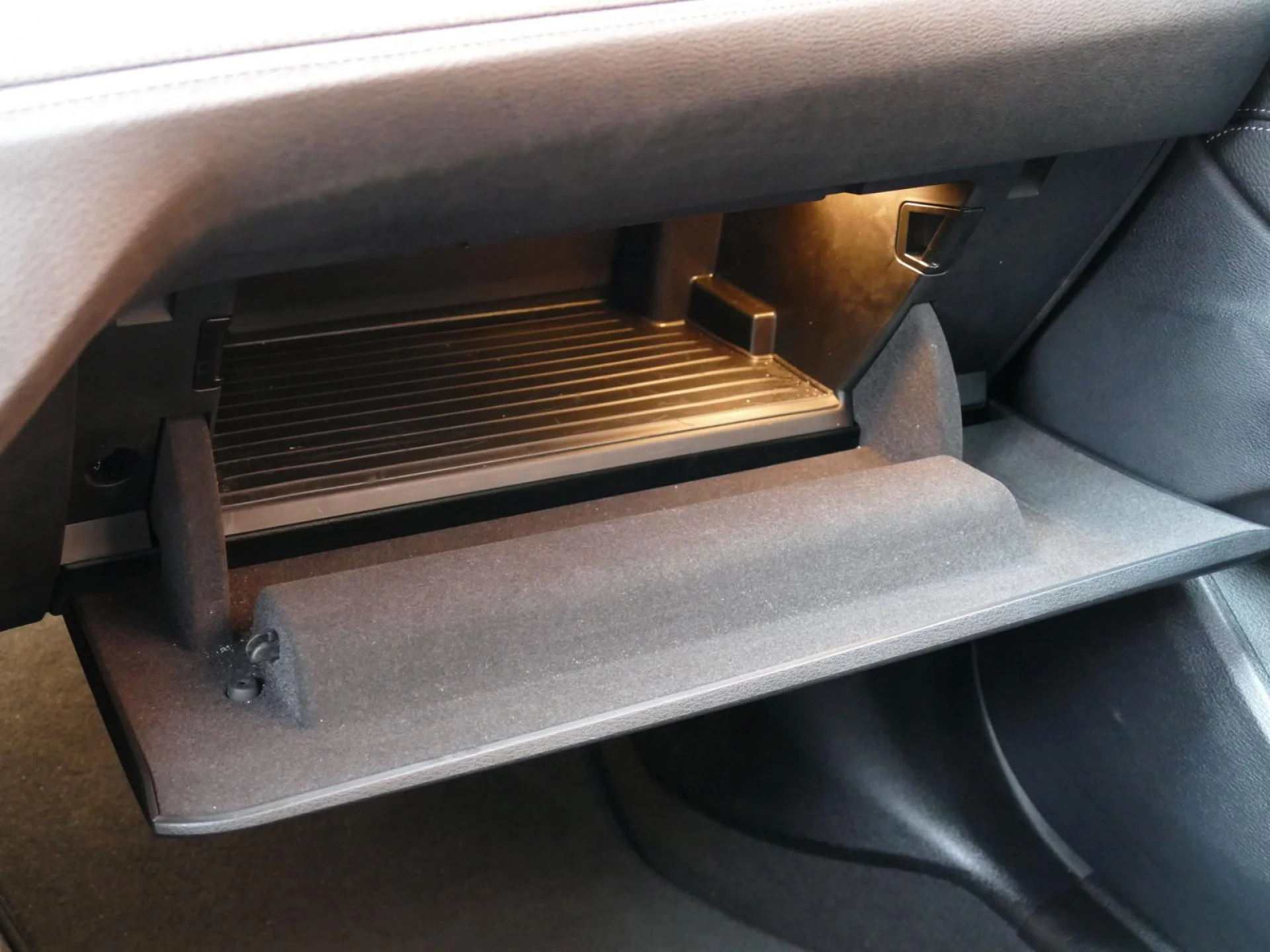 BMW X1 - Miniature 26 sur 36 - Cliquer pour voir cette photo