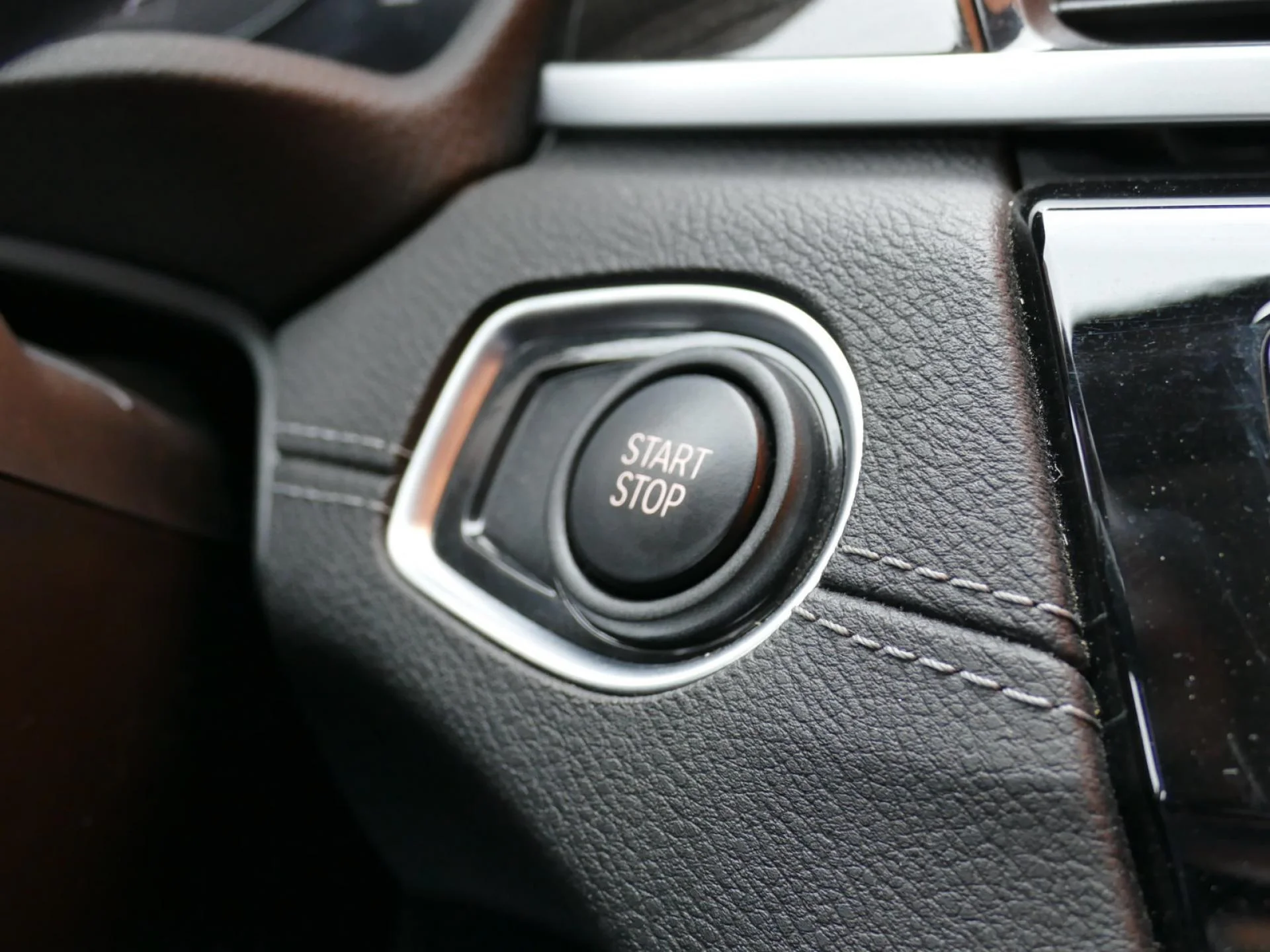 BMW X1 - Miniature 25 sur 36 - Cliquer pour voir cette photo