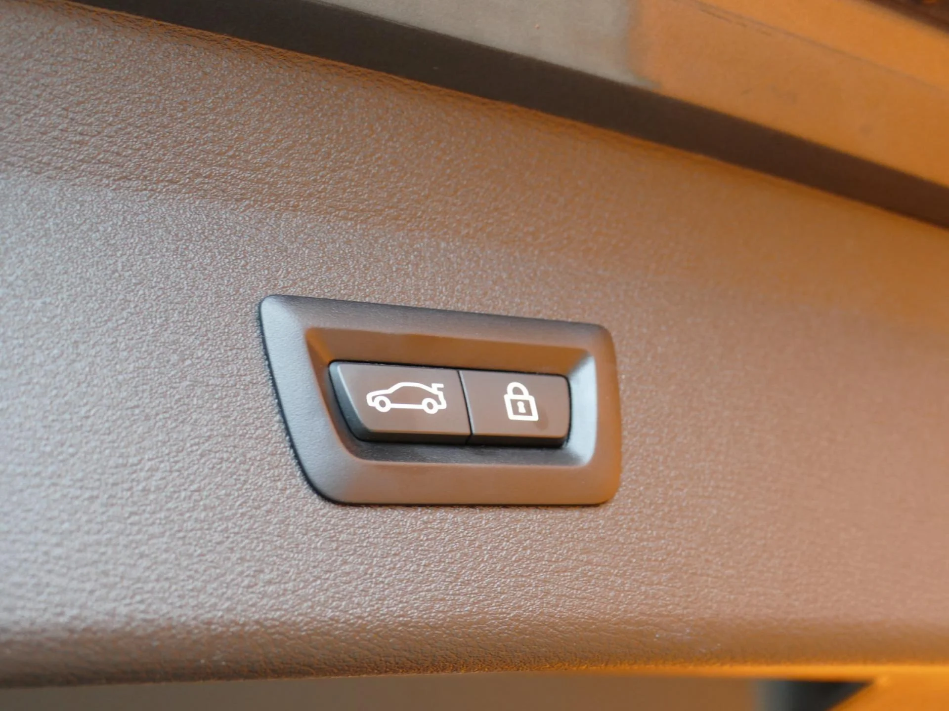 BMW X1 - Miniature 20 sur 36 - Cliquer pour voir cette photo