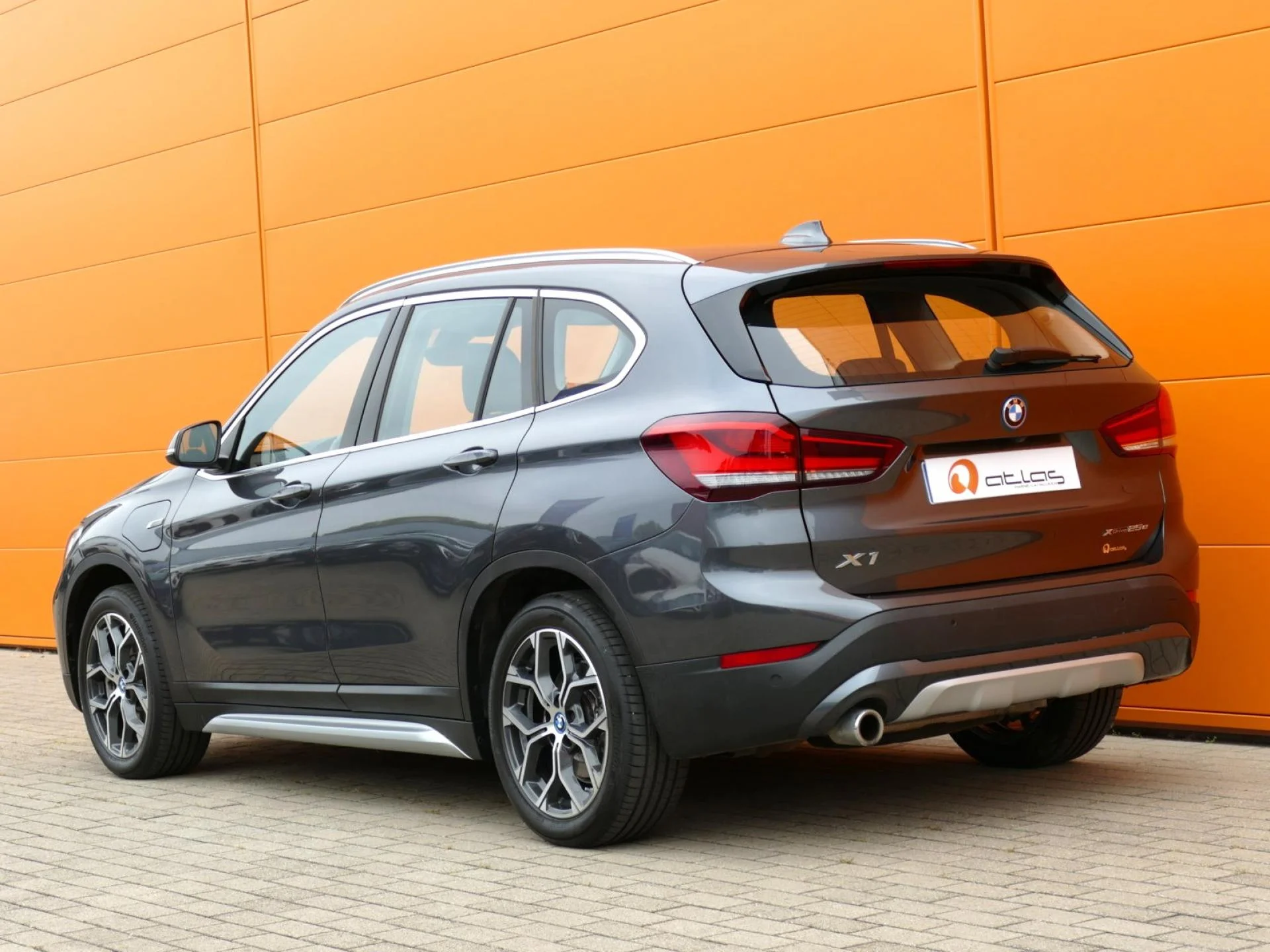 BMW X1 - Miniature 4 sur 36 - Cliquer pour voir cette photo