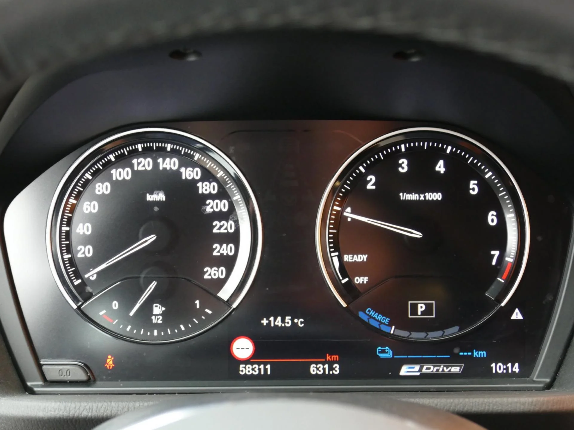 BMW X1 - Miniature 15 sur 36 - Cliquer pour voir cette photo