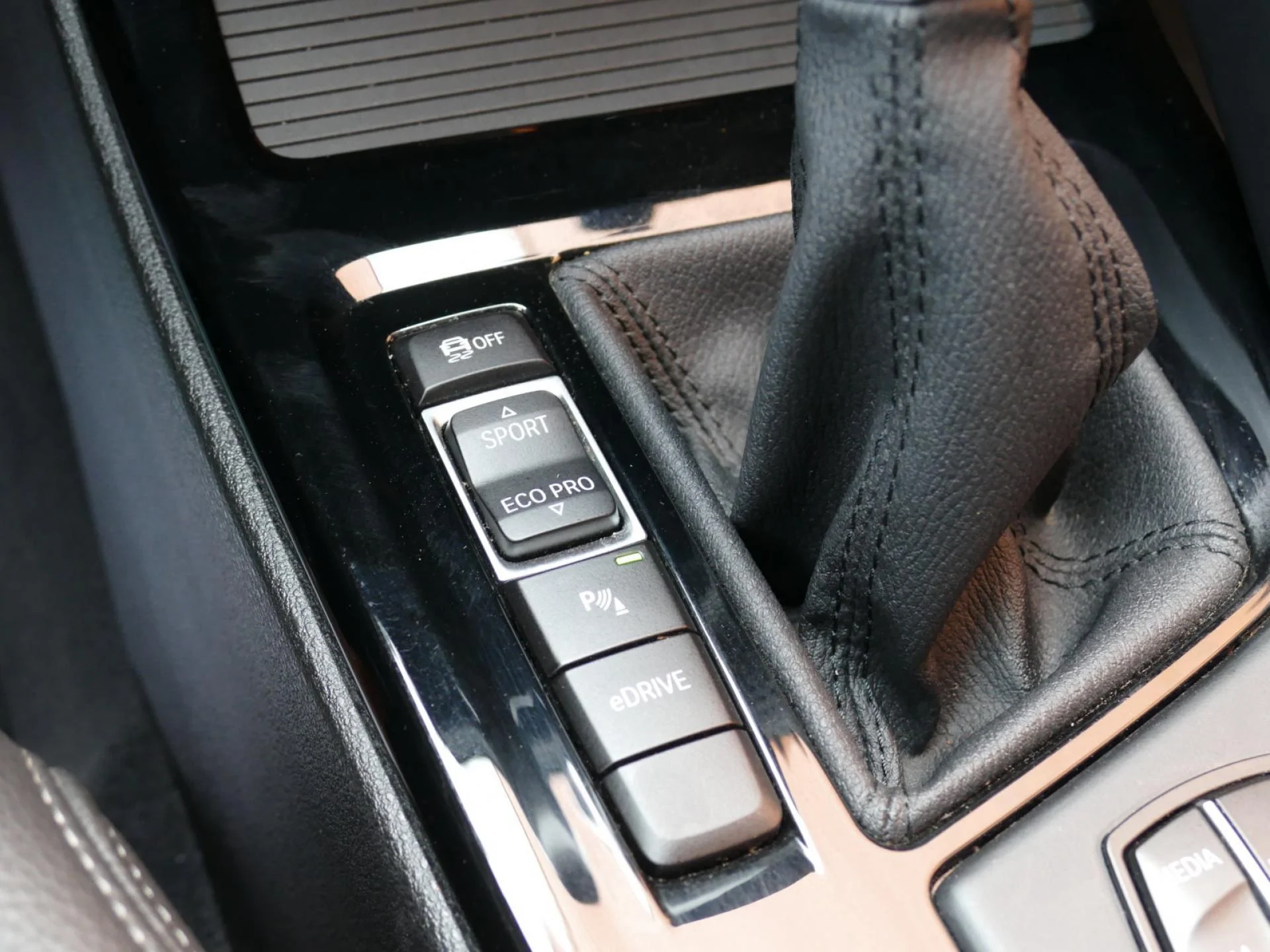 BMW X1 - Miniature 19 sur 36 - Cliquer pour voir cette photo