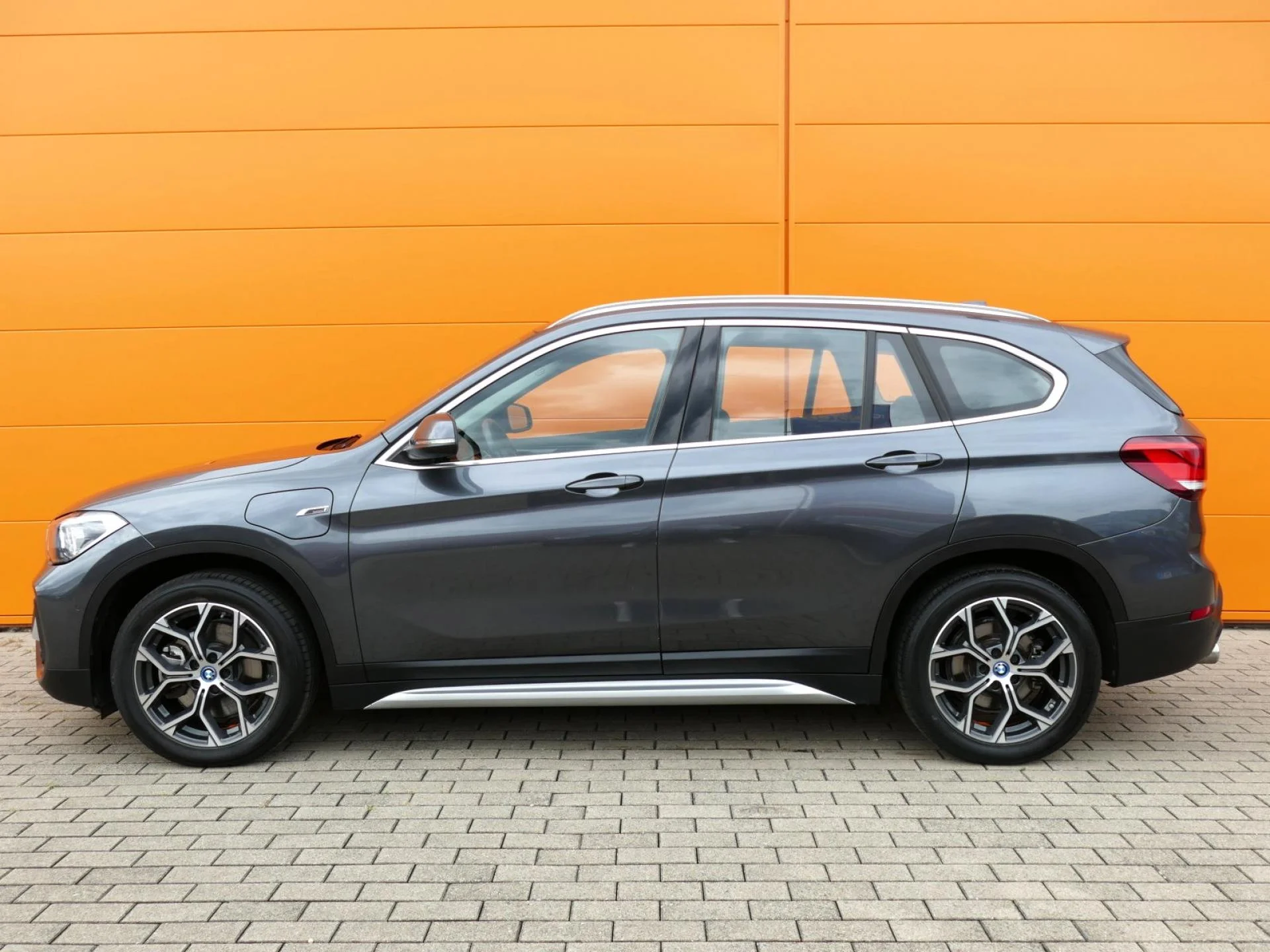 BMW X1 - Miniature 5 sur 36 - Cliquer pour voir cette photo