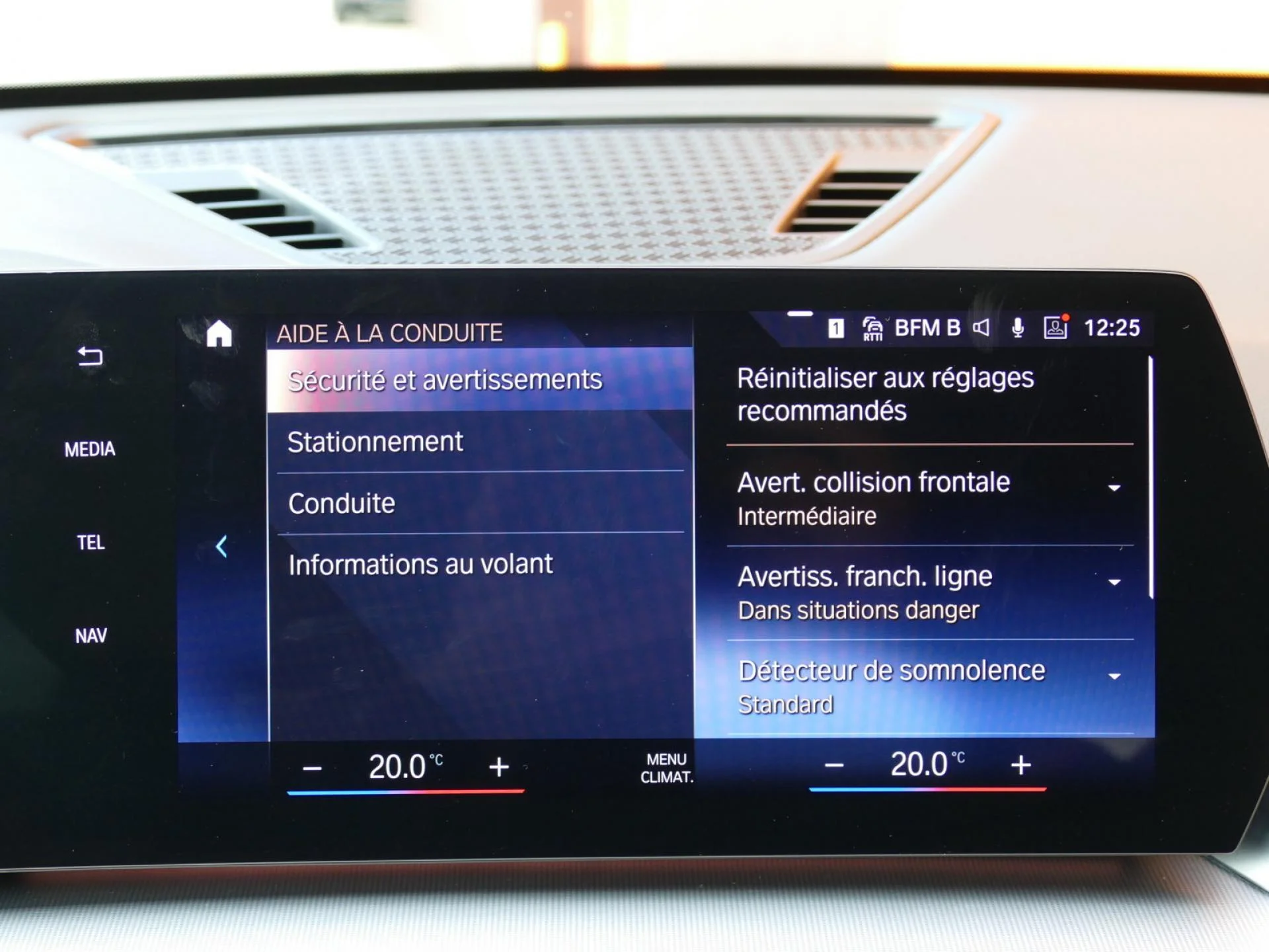 BMW X1 - Miniature 12 sur 33 - Cliquer pour voir cette photo
