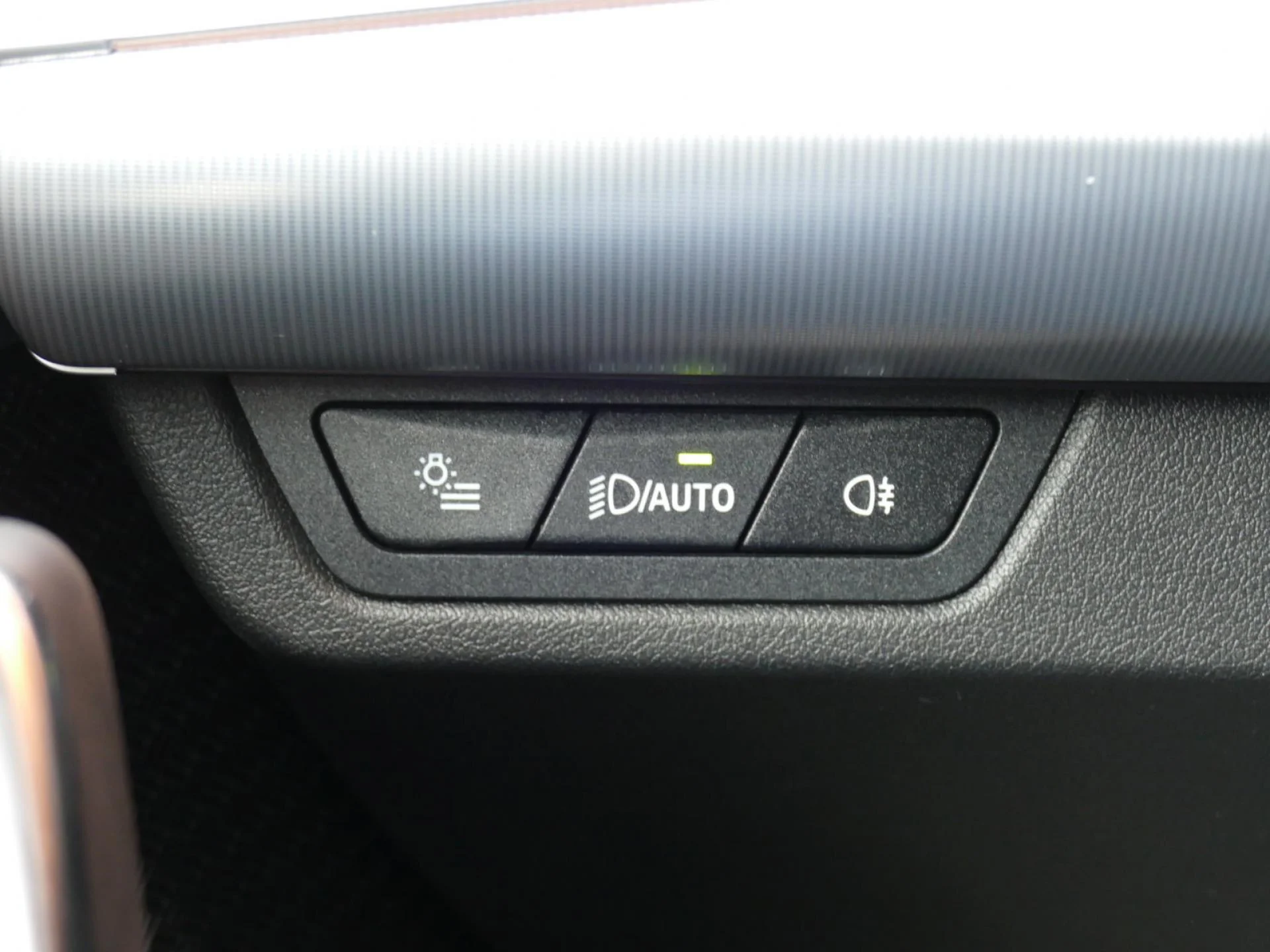BMW X1 - Miniature 23 sur 33 - Cliquer pour voir cette photo