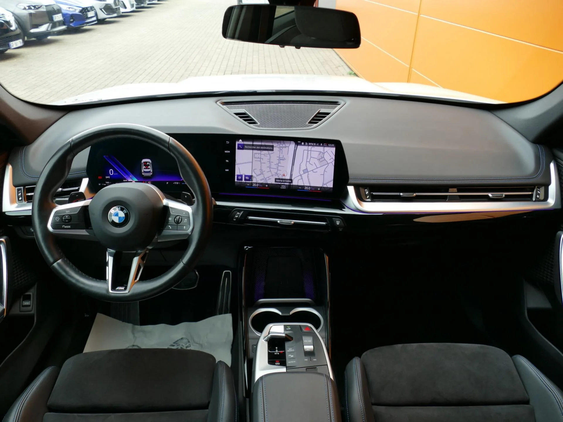 BMW X1 - Miniature 5 sur 32 - Cliquer pour voir cette photo