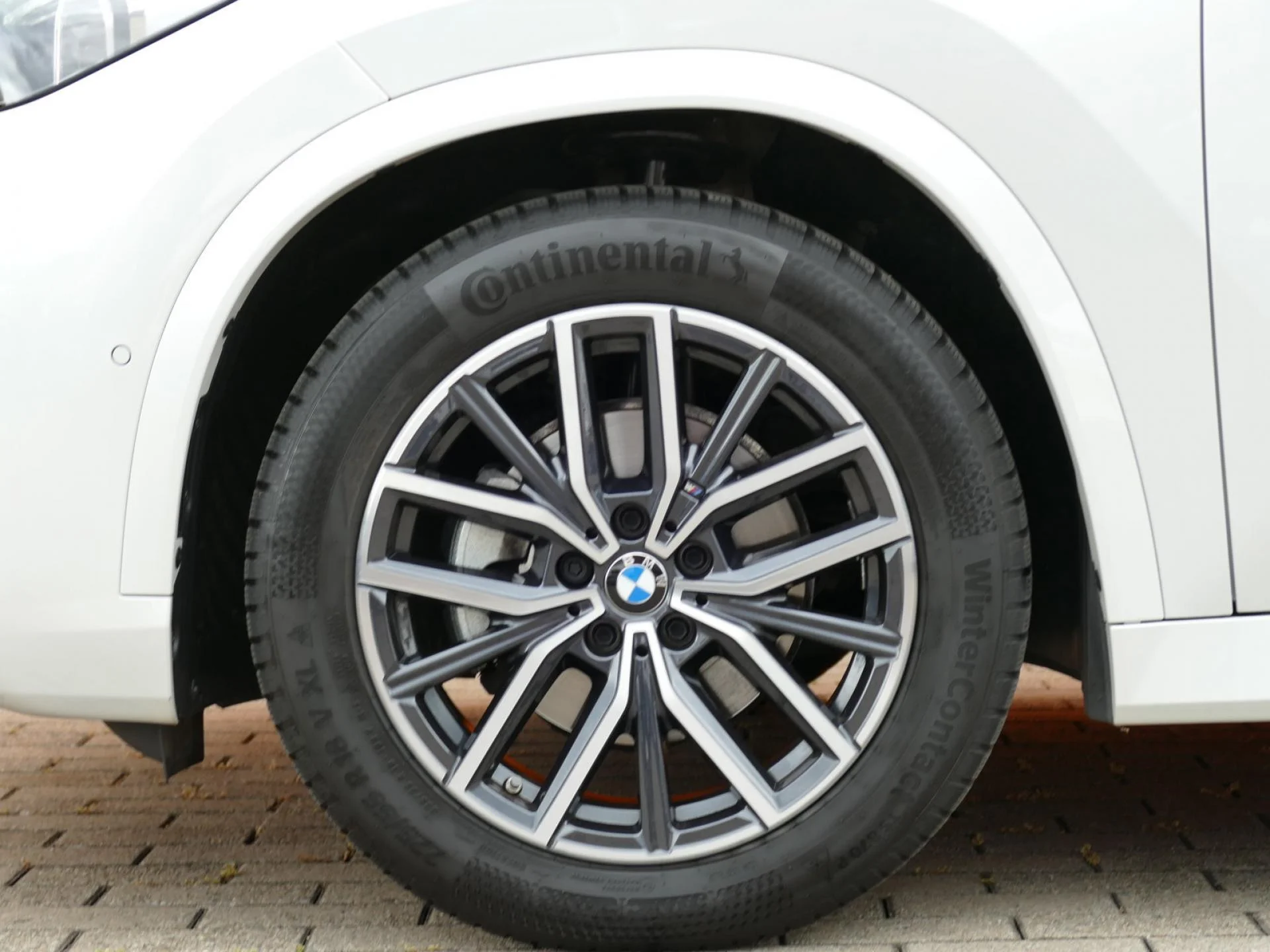 BMW X1 - Miniature 31 sur 32 - Cliquer pour voir cette photo
