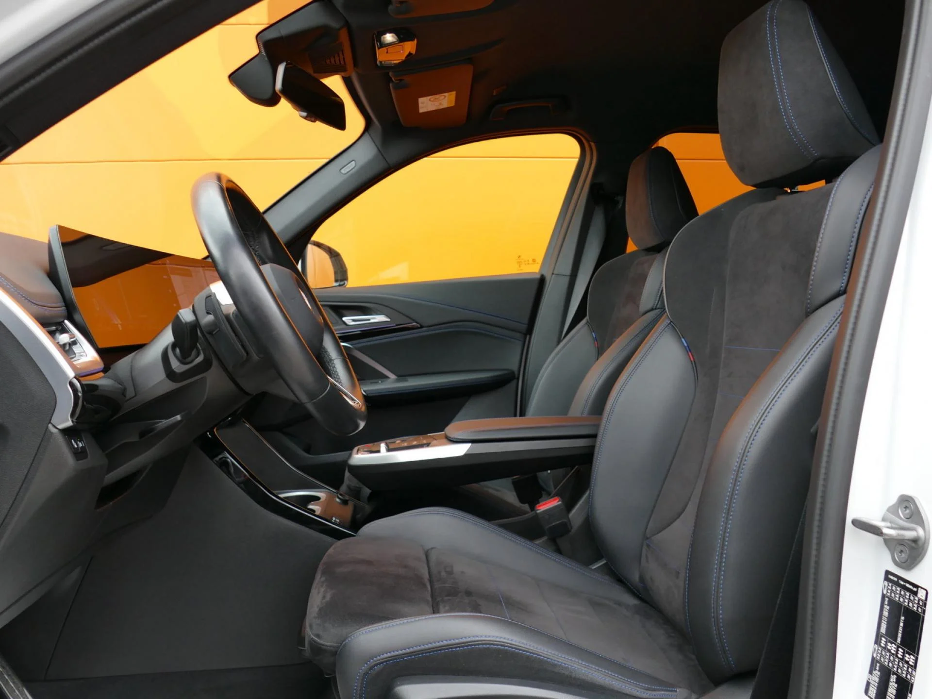 BMW X1 - Miniature 6 sur 32 - Cliquer pour voir cette photo
