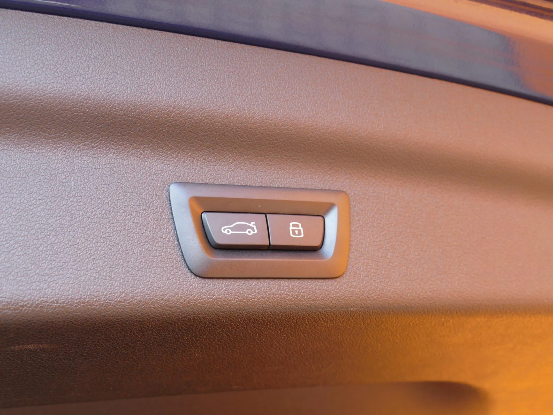 BMW X1 - Miniature 22 sur 32 - Cliquer pour voir cette photo