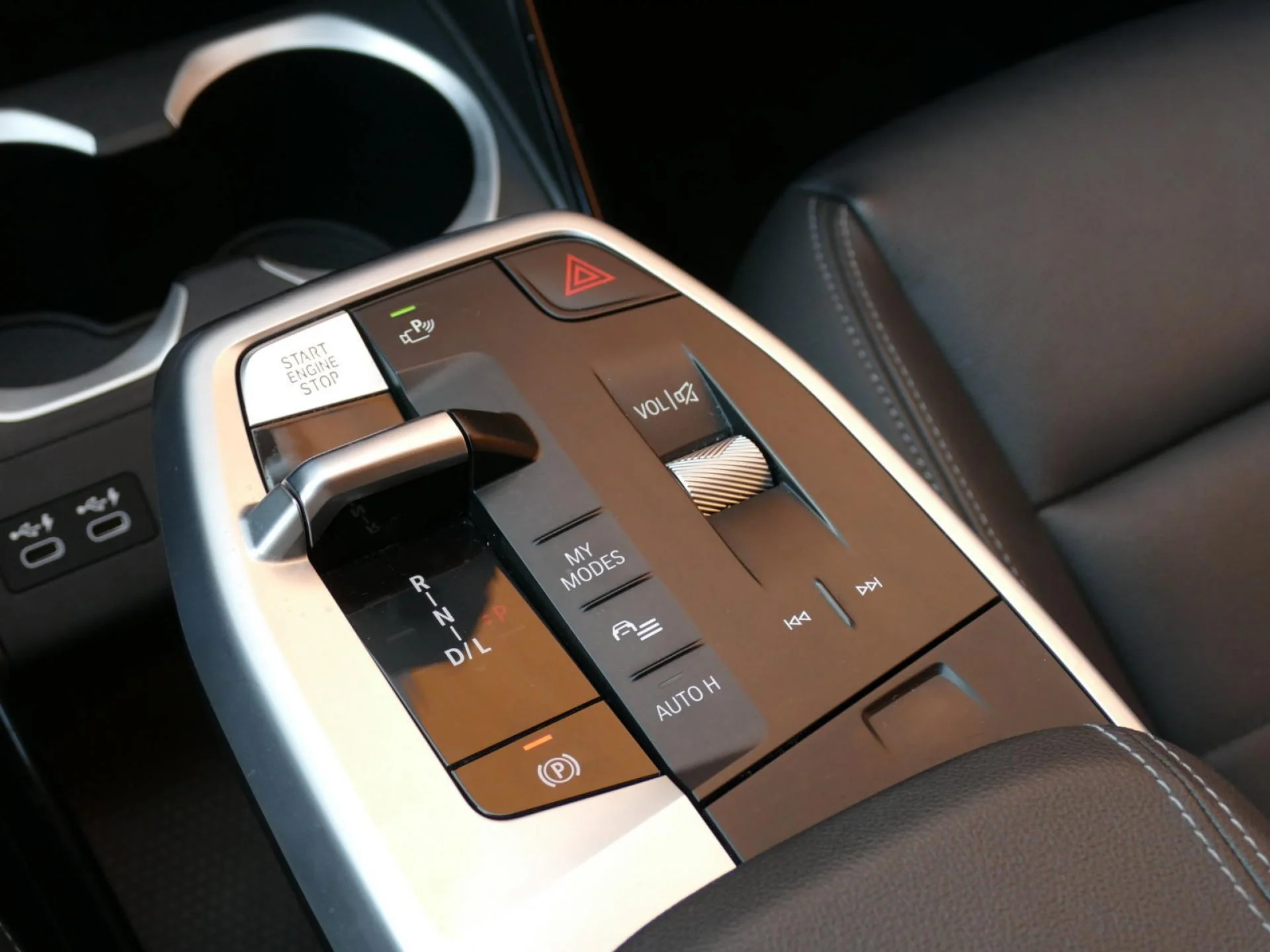 BMW X1 - Miniature 20 sur 32 - Cliquer pour voir cette photo