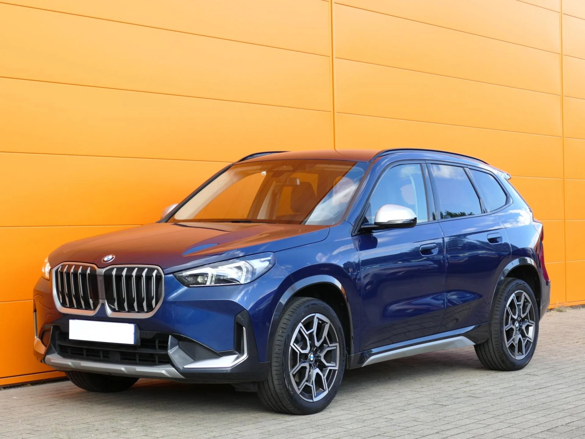 BMW X1 - Miniature 3 sur 32 - Cliquer pour voir cette photo