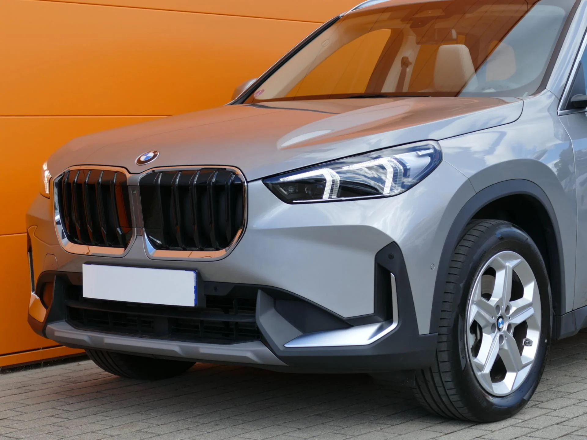 BMW X1 - Miniature 28 sur 32 - Cliquer pour voir cette photo