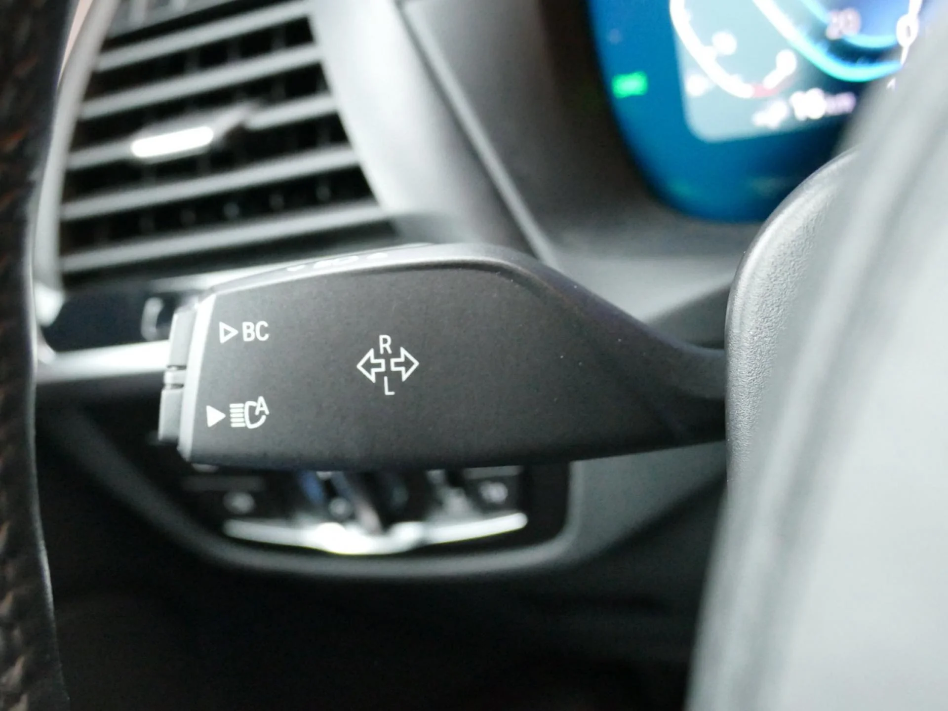 BMW X3 - Miniature 27 sur 36 - Cliquer pour voir cette photo