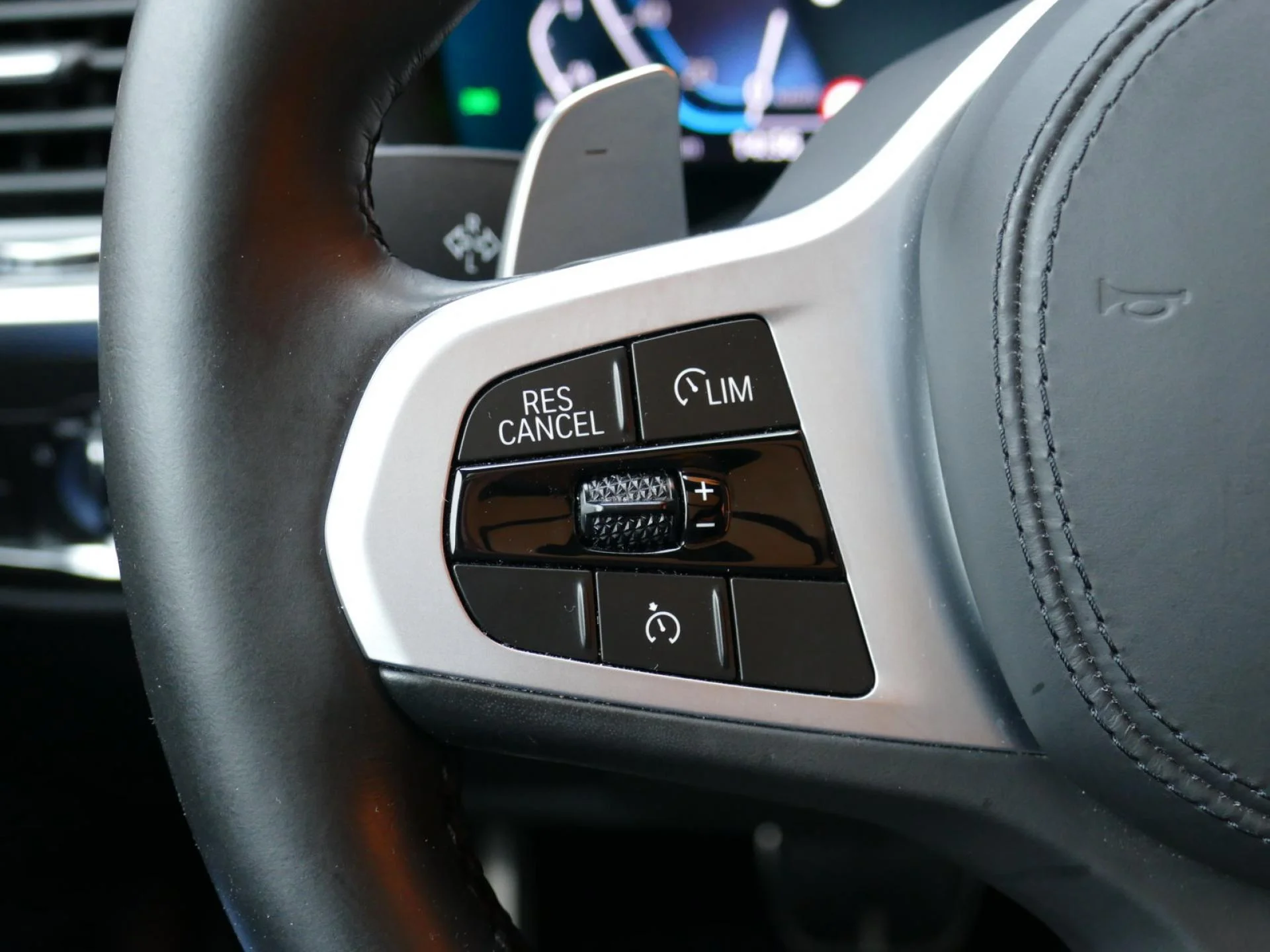 BMW X3 - Miniature 17 sur 35 - Cliquer pour voir cette photo