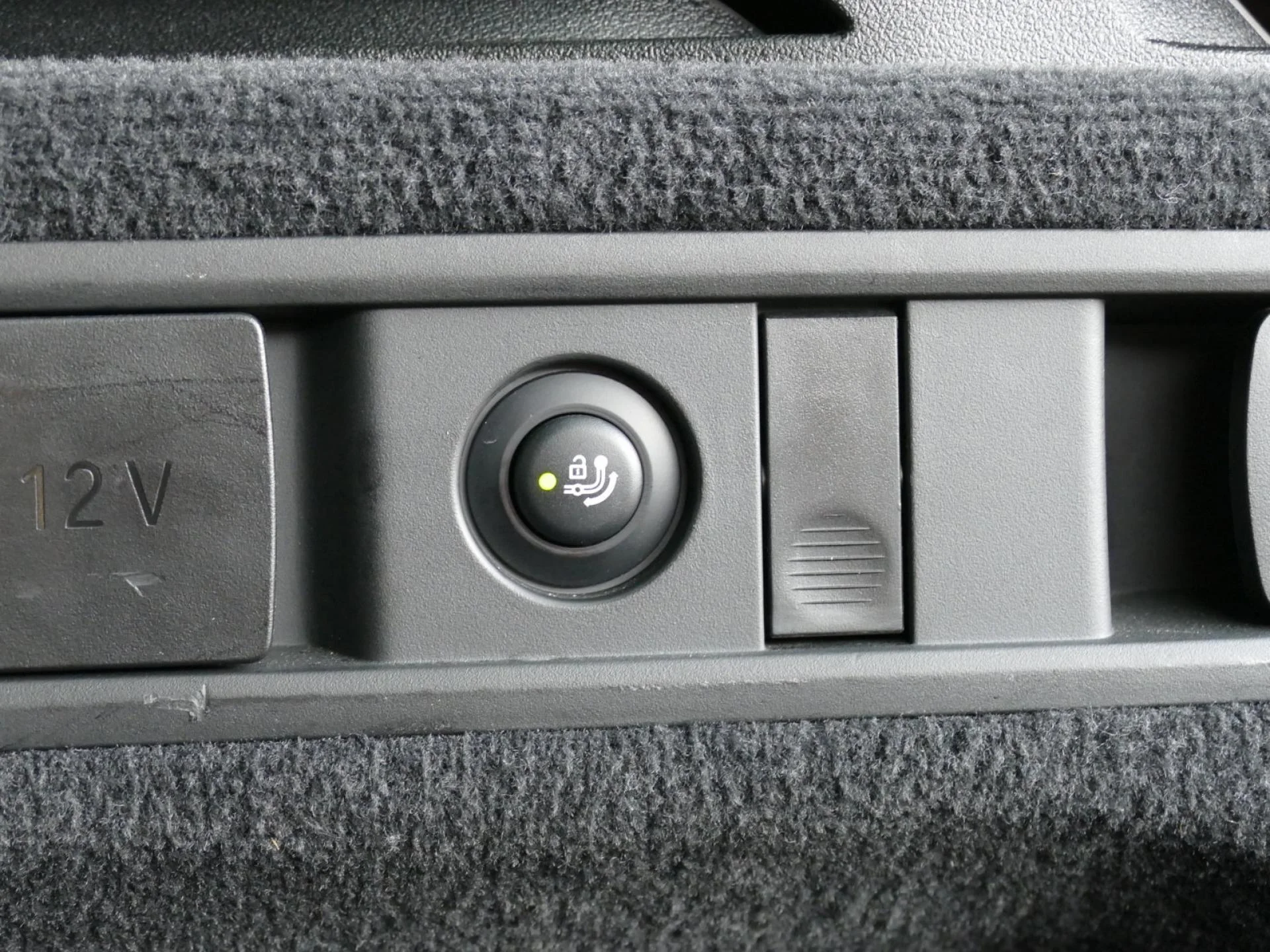 BMW X5 - Miniature 34 sur 42 - Cliquer pour voir cette photo