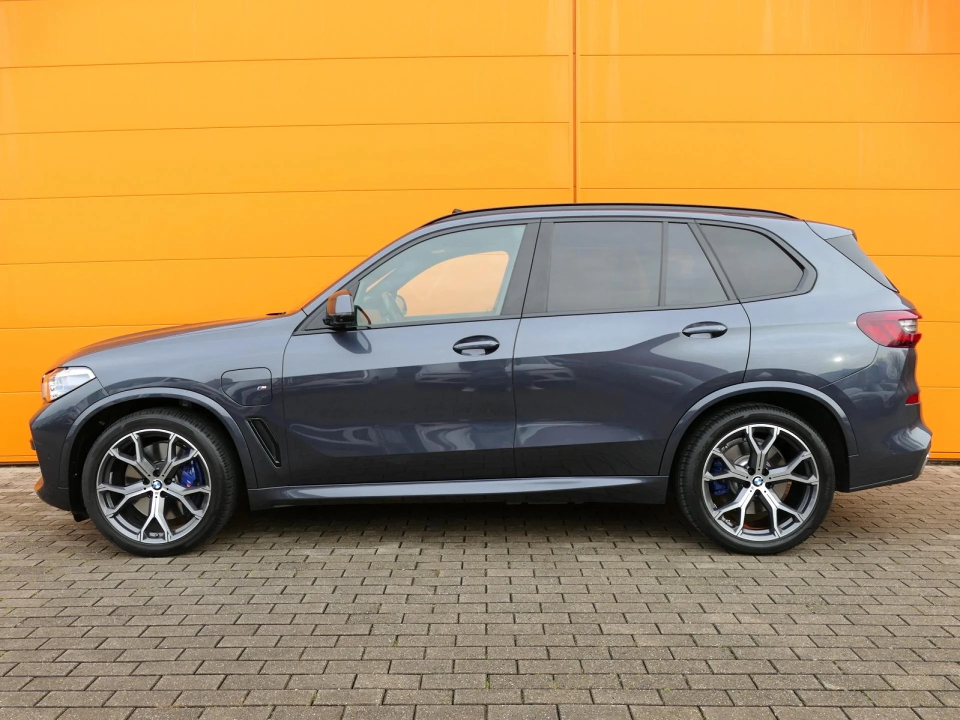 BMW X5 - Miniature 3 sur 42 - Cliquer pour voir cette photo