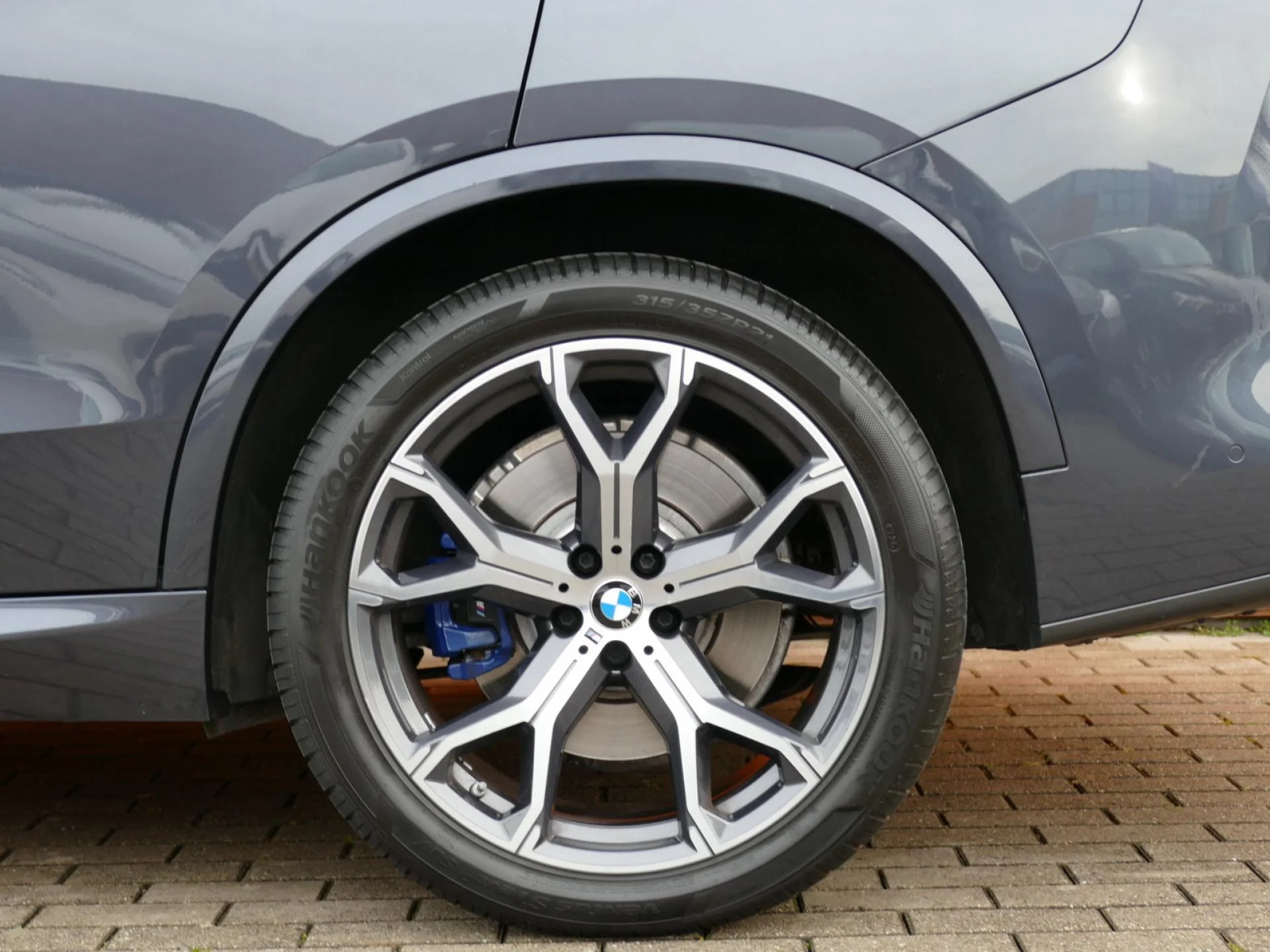 BMW X5 - Miniature 42 sur 42 - Cliquer pour voir cette photo